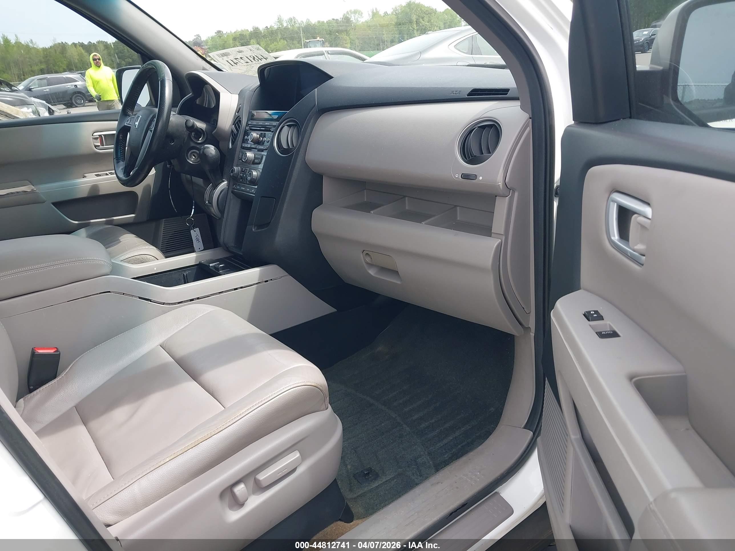 HONDA PILOT image 5
