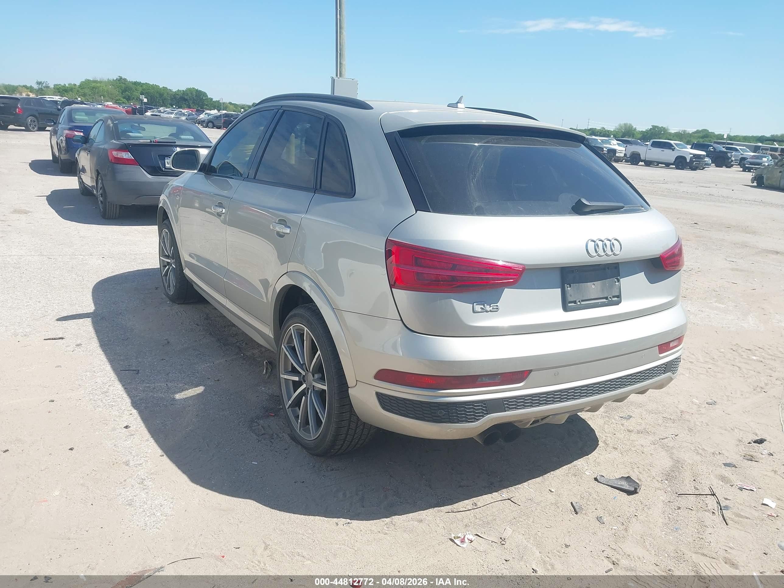 AUDI Q3 image 3