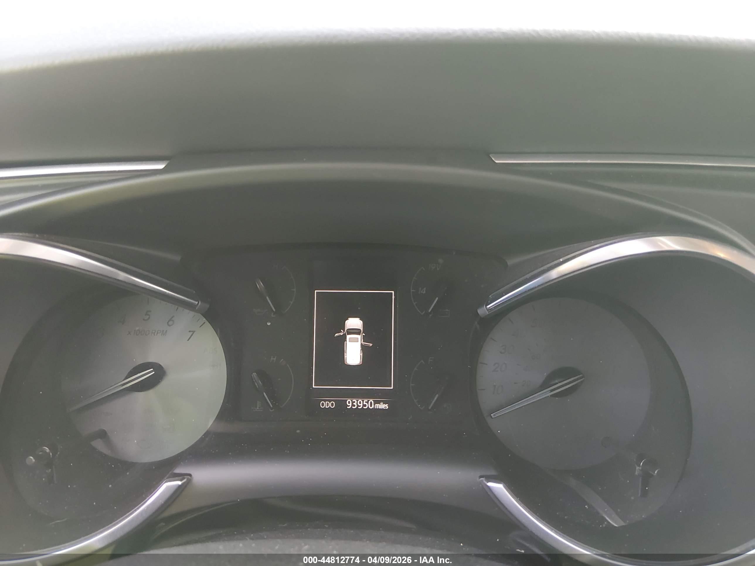 TOYOTA SEQUOIA image 7