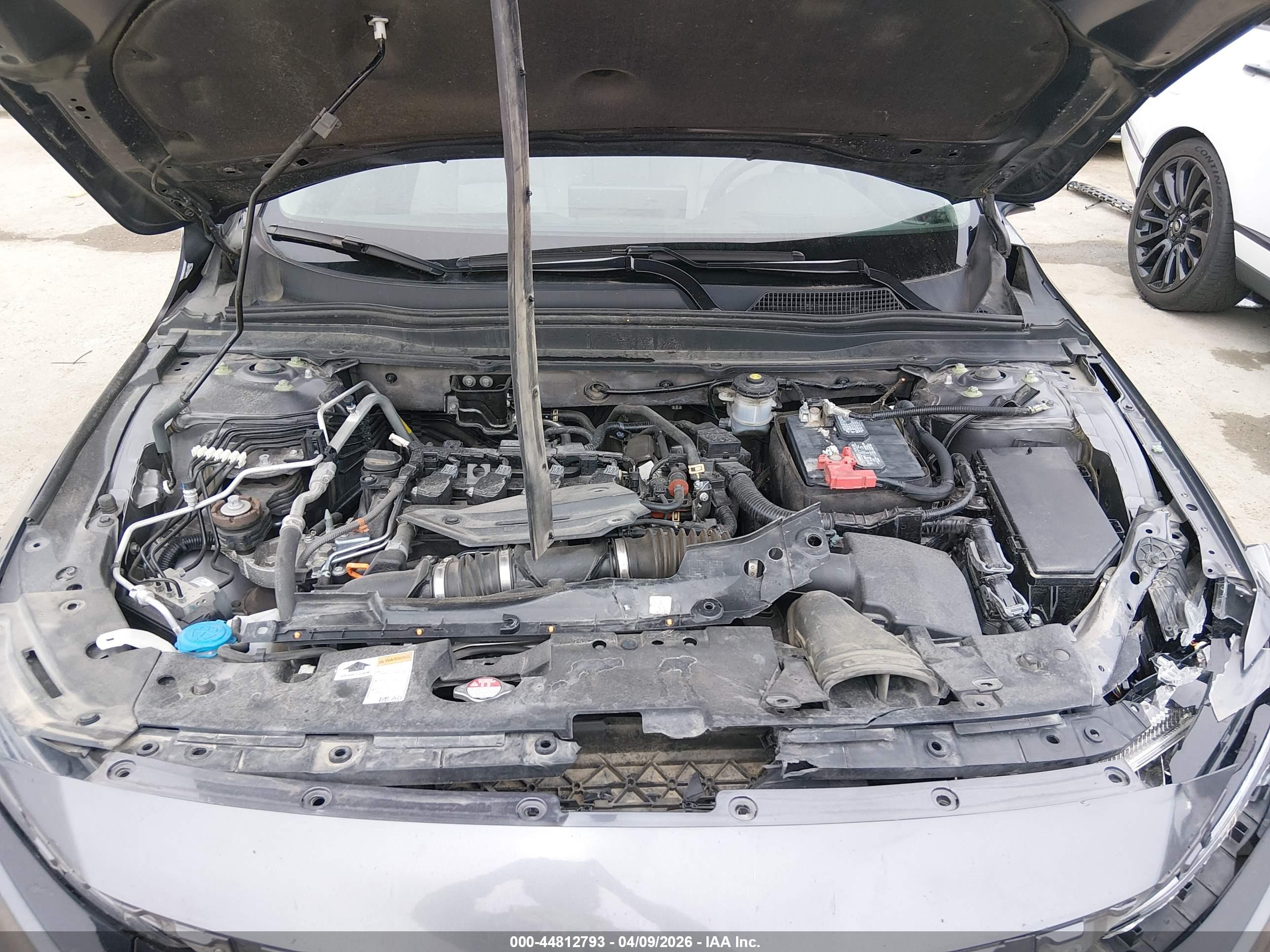 HONDA ACCORD image 10