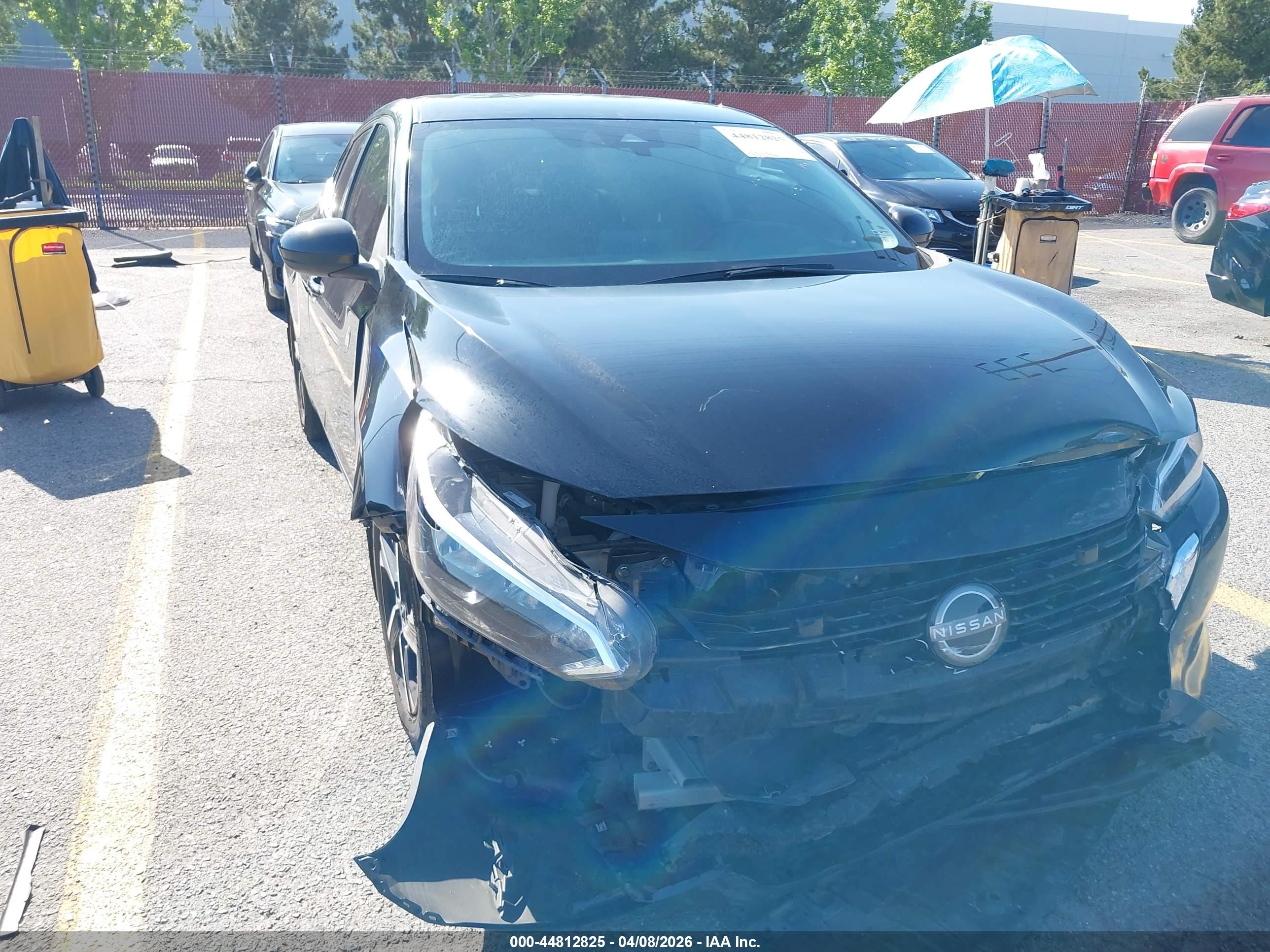 NISSAN SENTRA image 6
