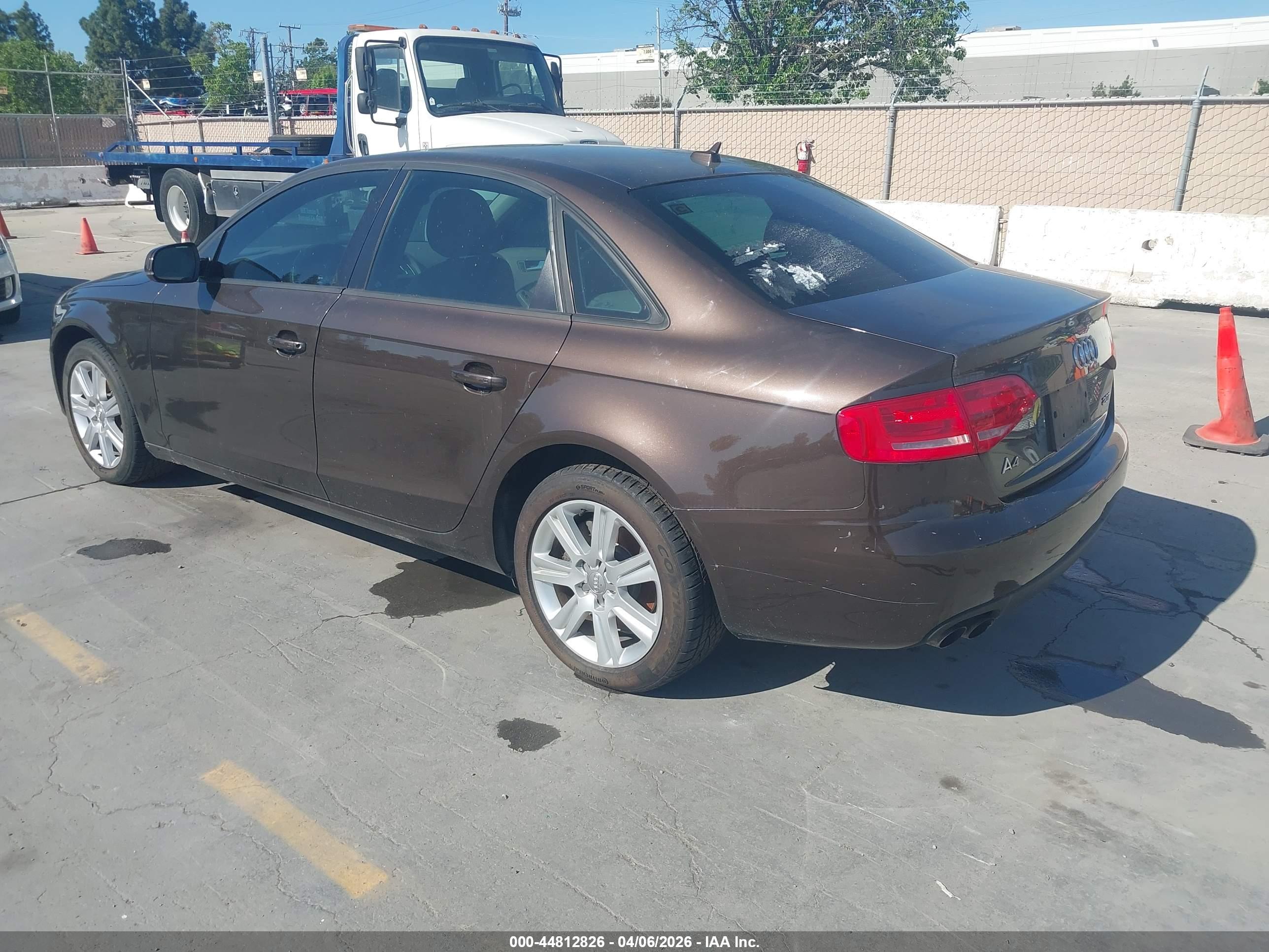 AUDI A4 image 3