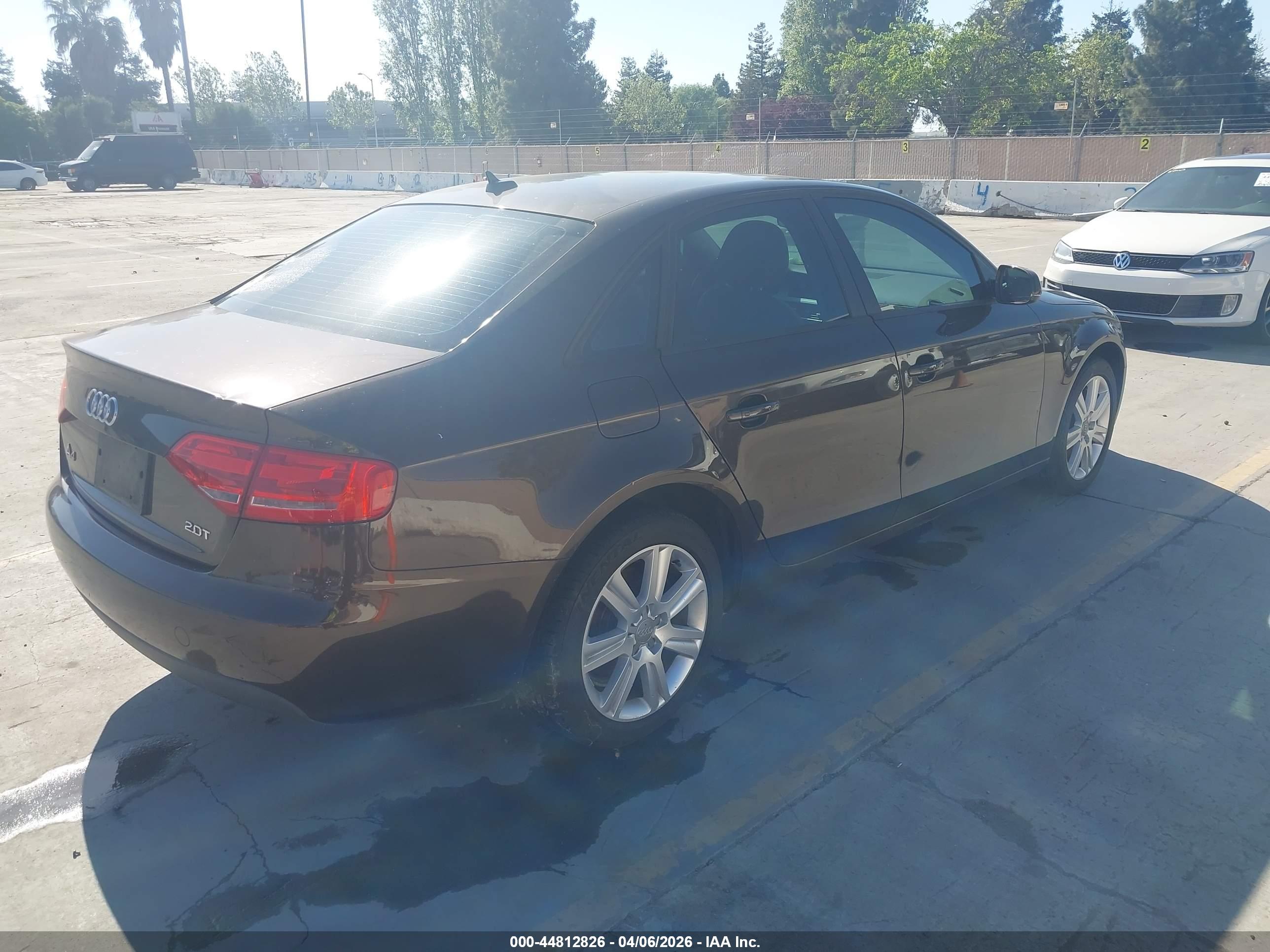 AUDI A4 image 4