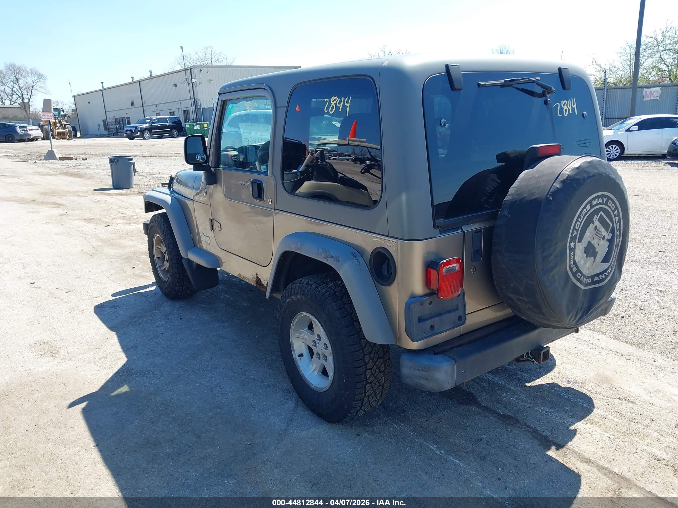 JEEP WRANGLER image 3