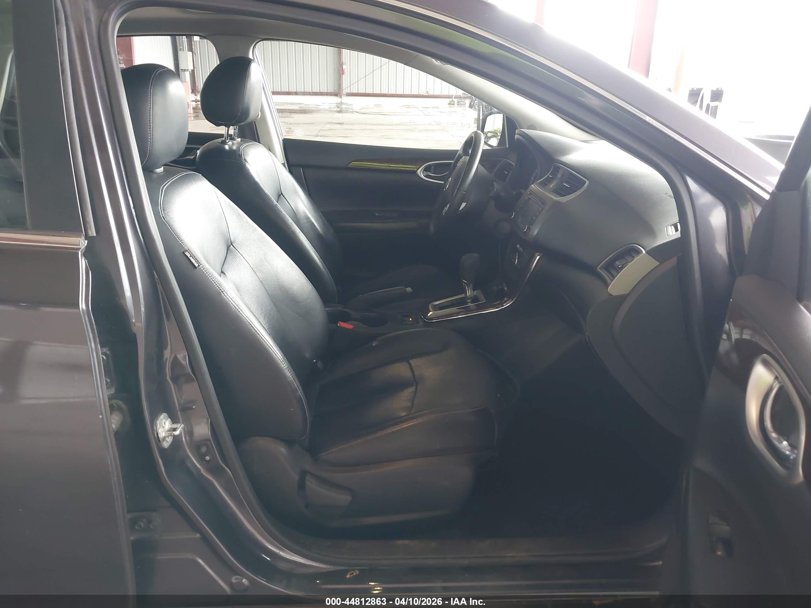NISSAN SENTRA image 5