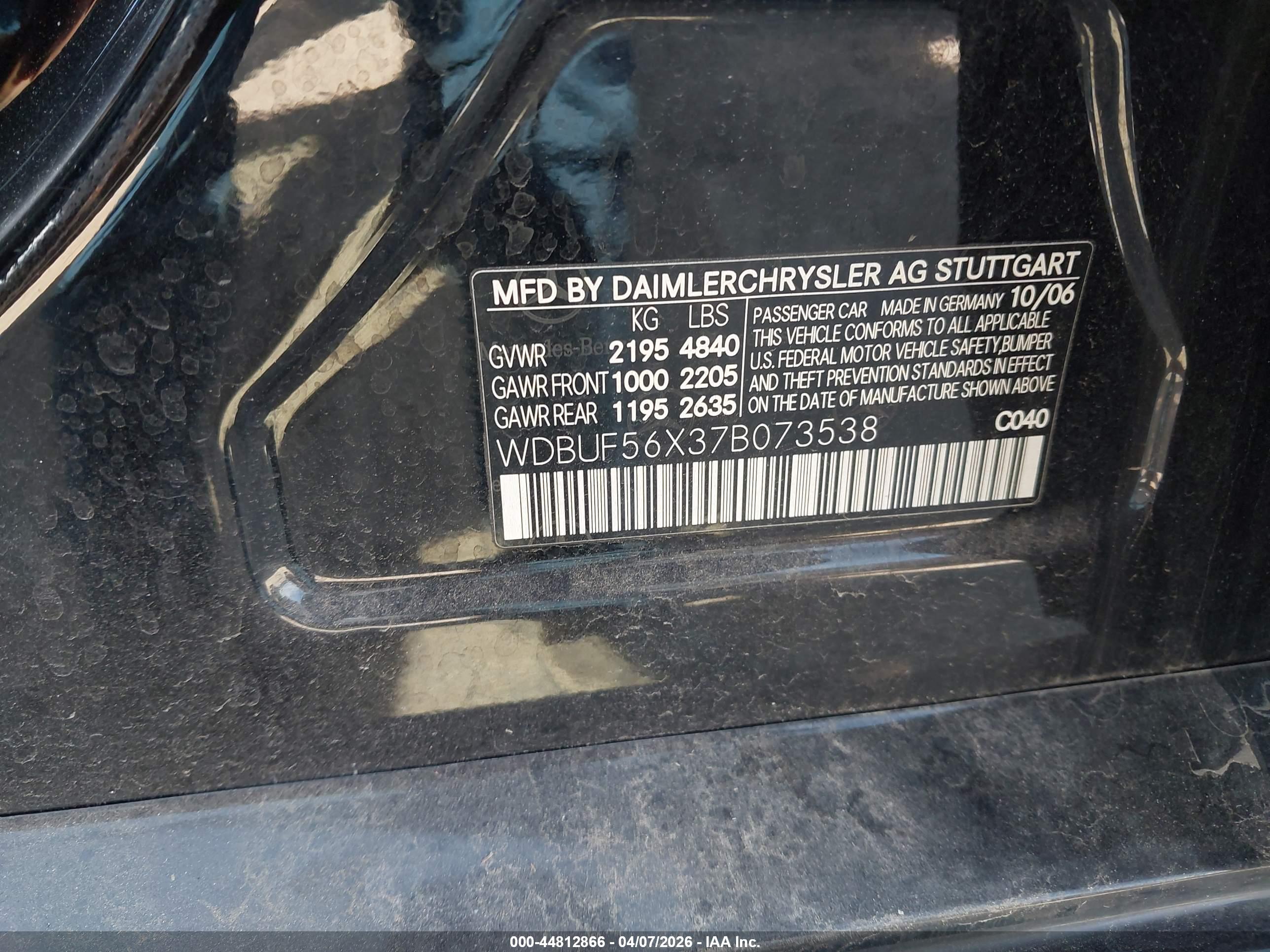 MERCEDES-BENZ E image 9