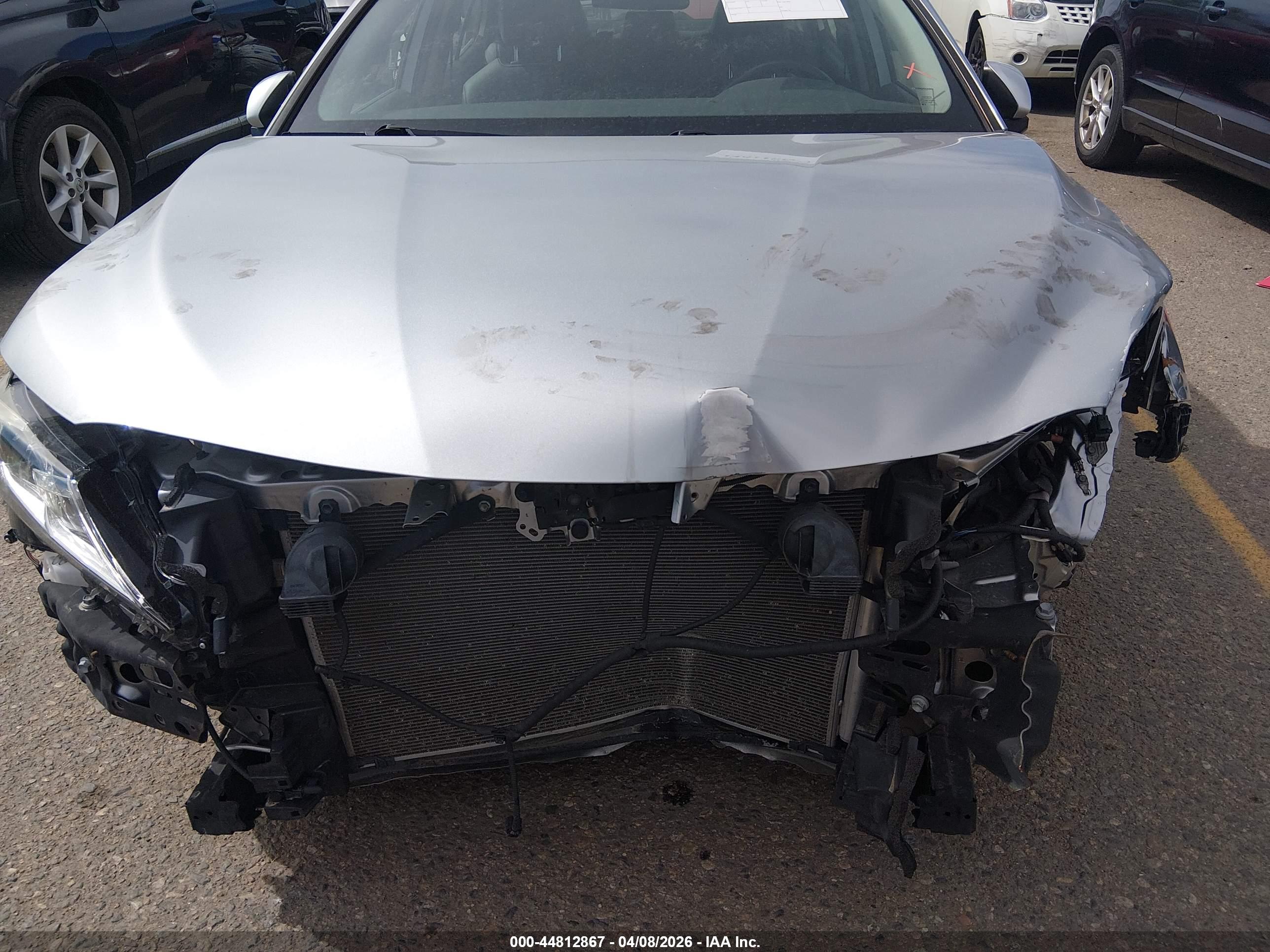 TOYOTA CAMRY image 6