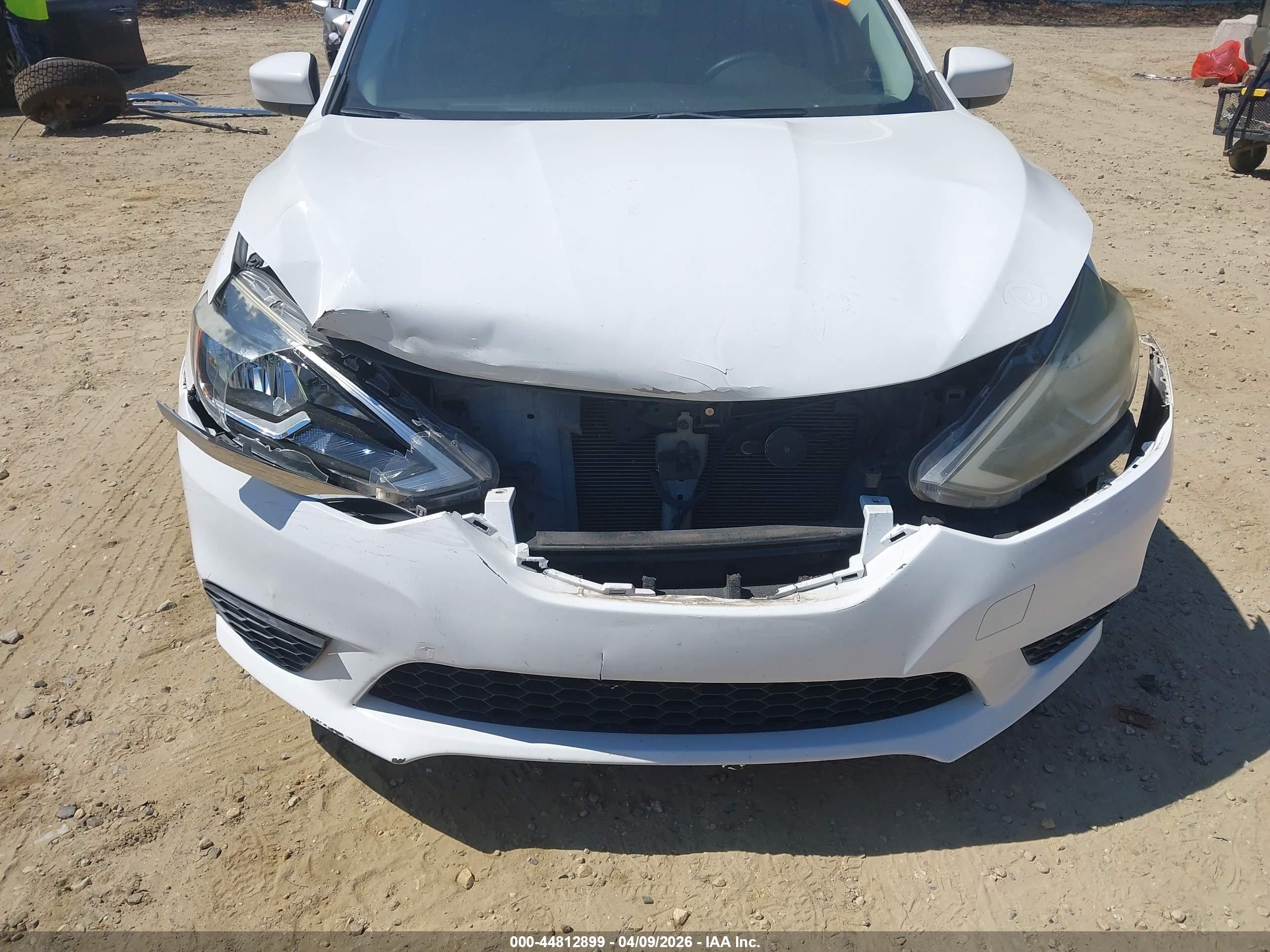 NISSAN SENTRA image 6