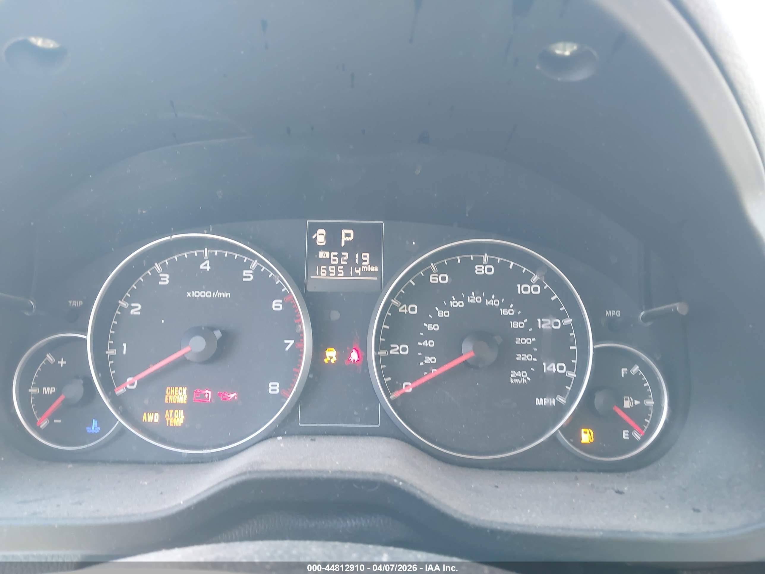 SUBARU OUTBACK image 7