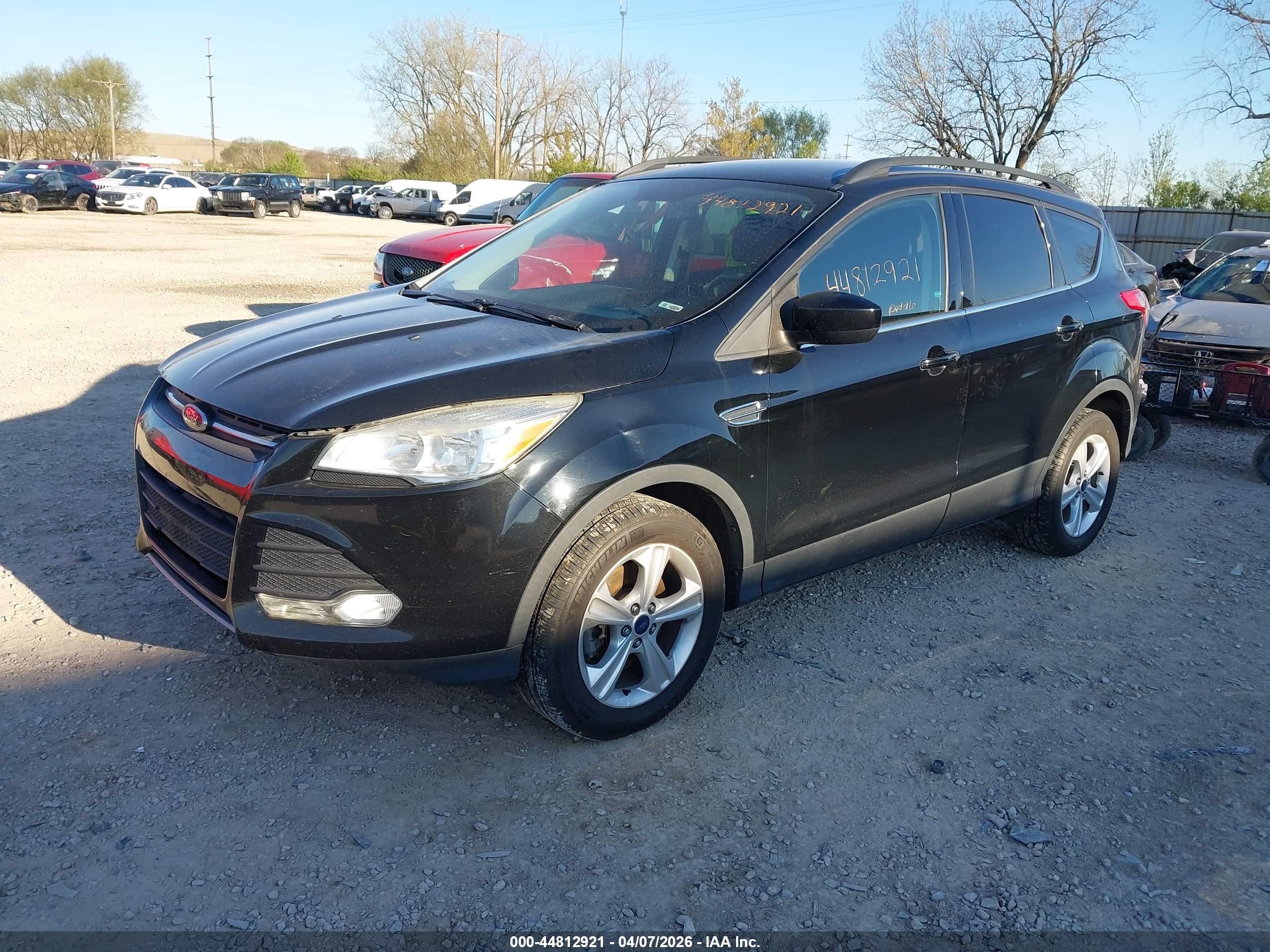 FORD ESCAPE image 2