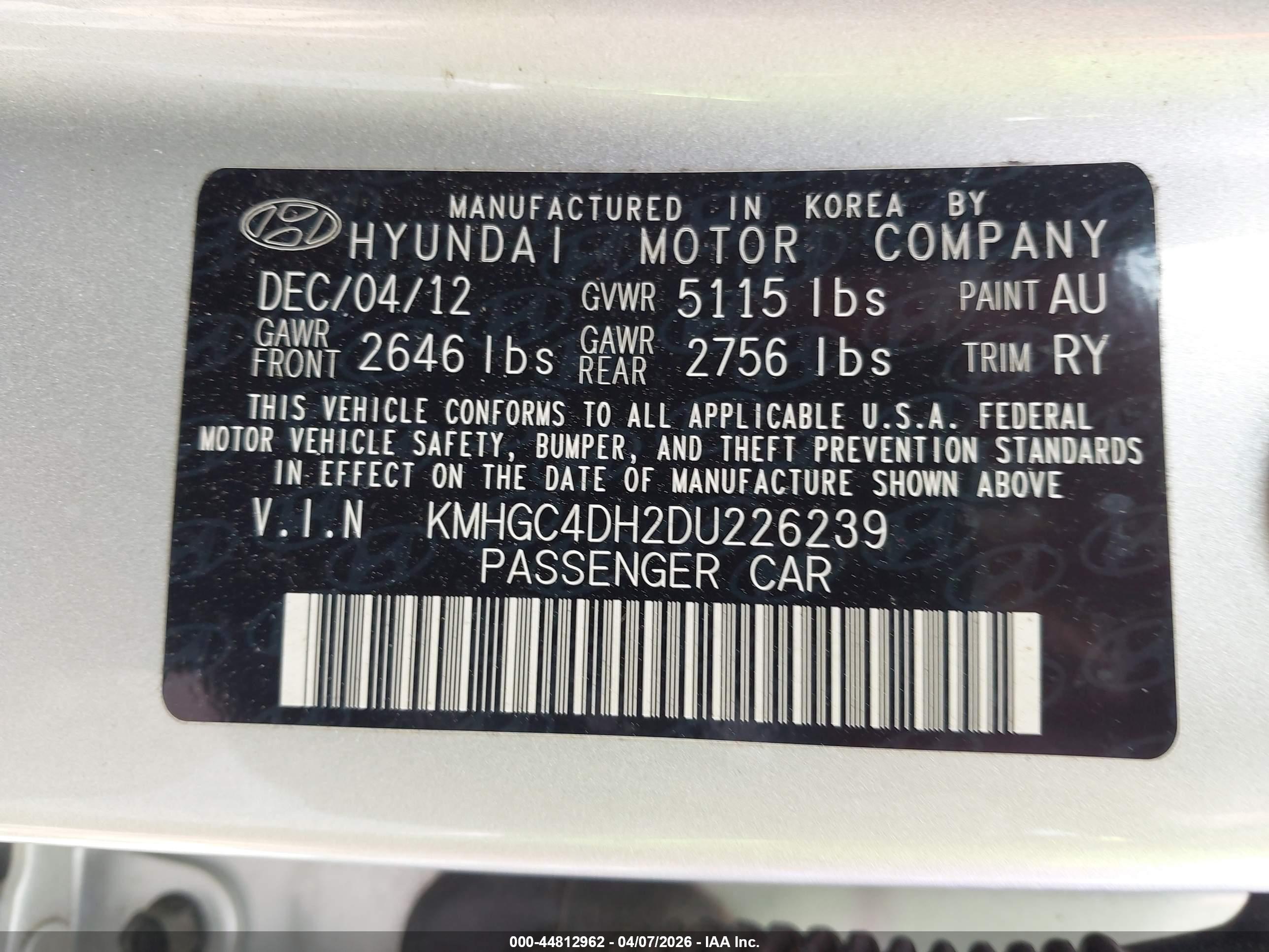 HYUNDAI GENESIS image 9