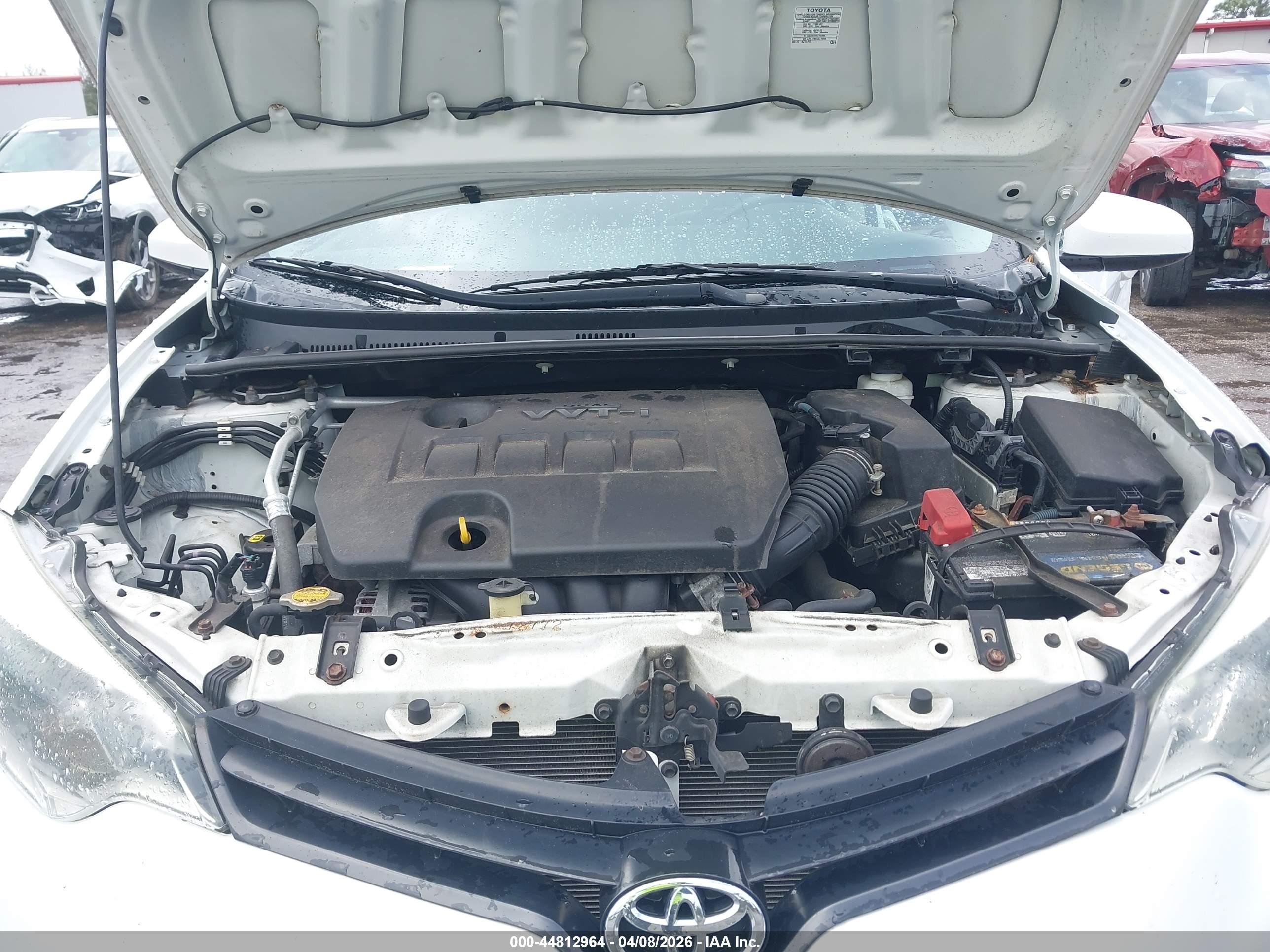 TOYOTA COROLLA image 10