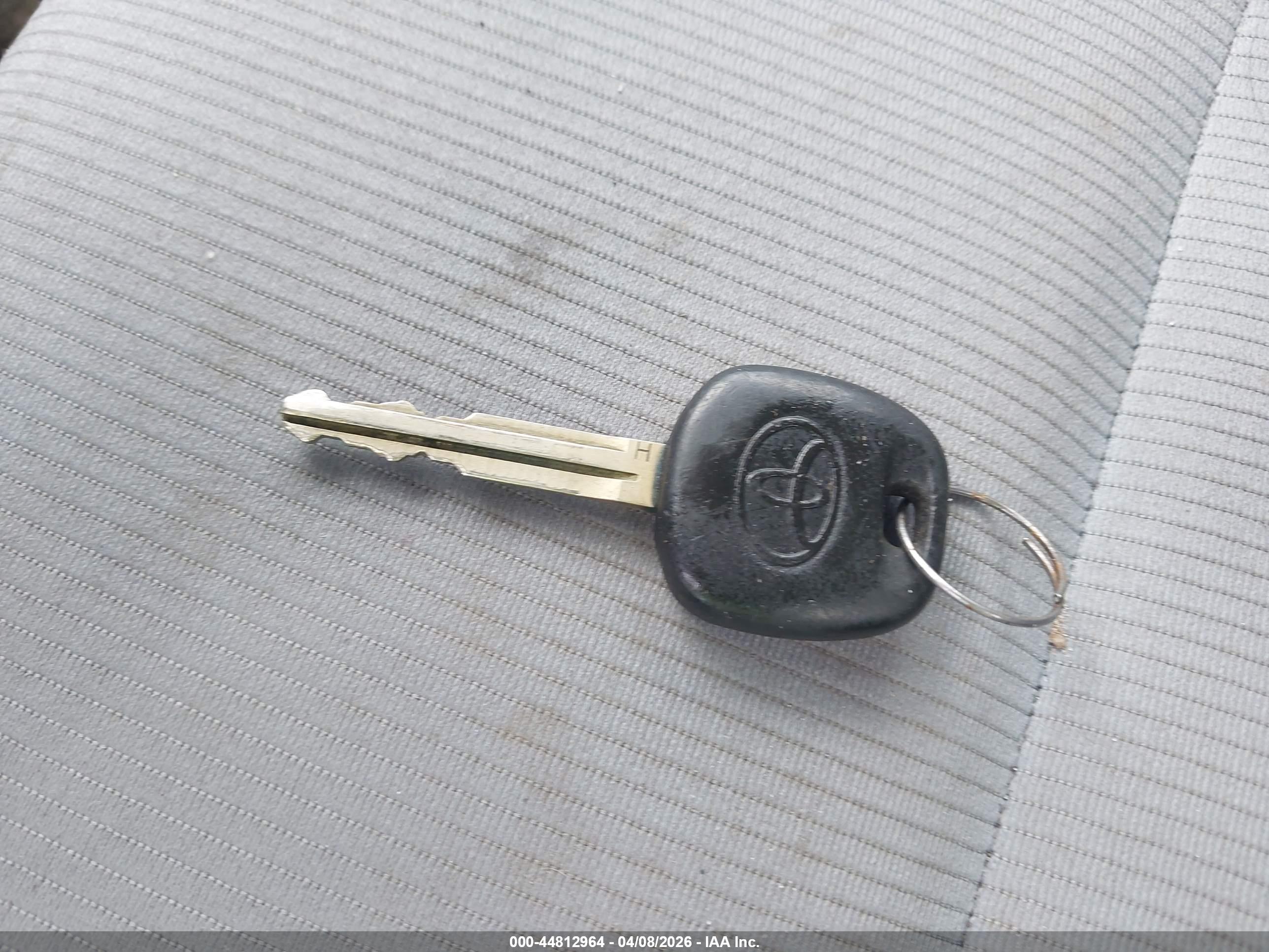 TOYOTA COROLLA image 11