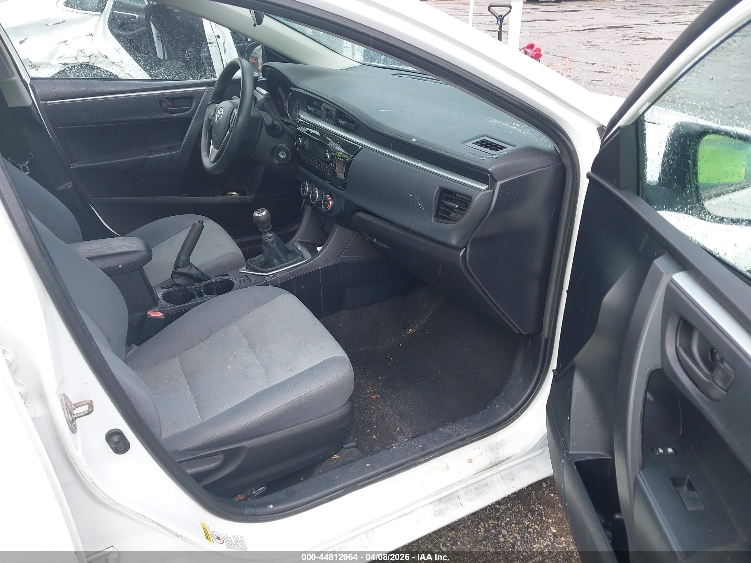 TOYOTA COROLLA image 5