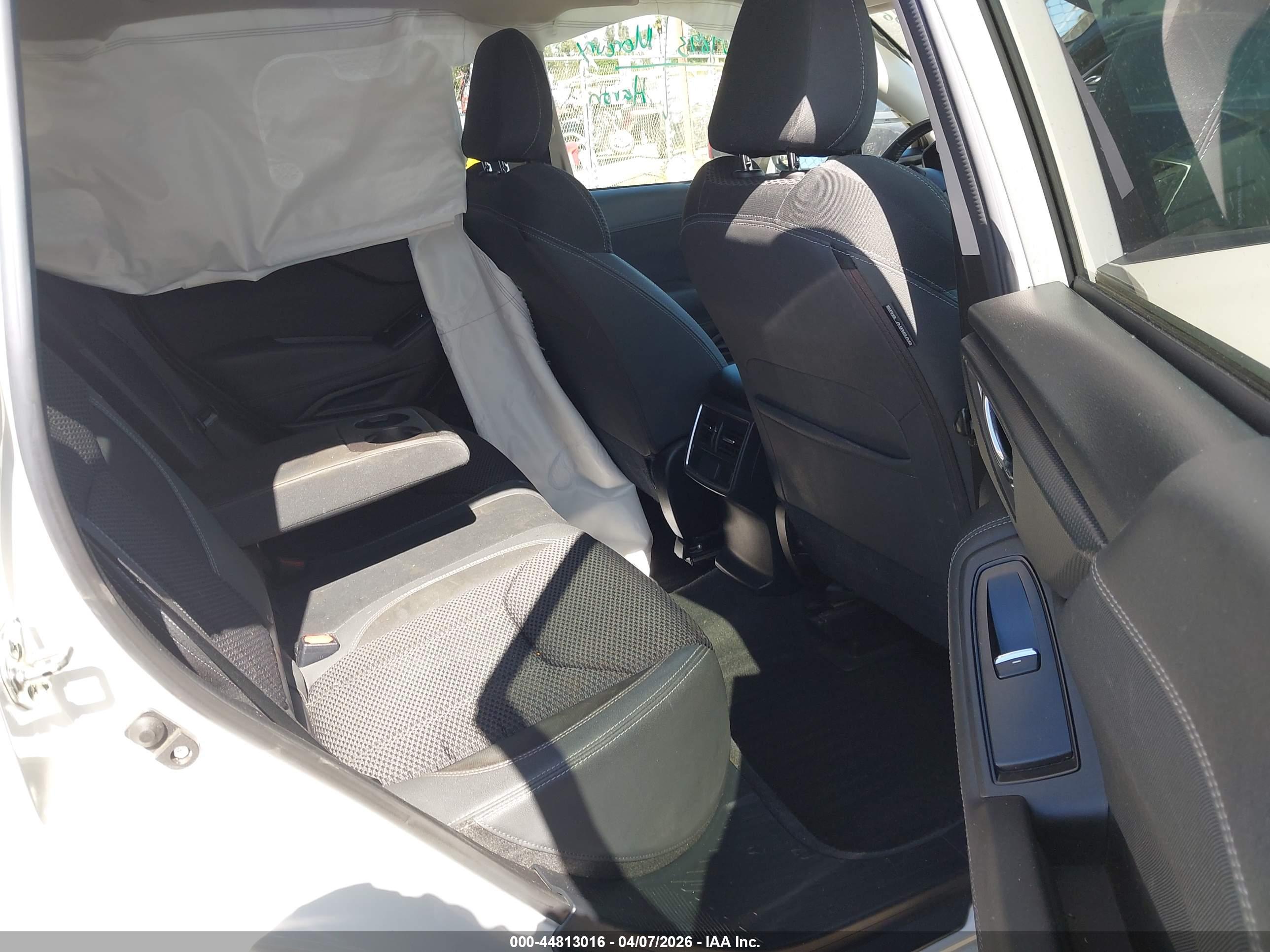 SUBARU FORESTER image 8