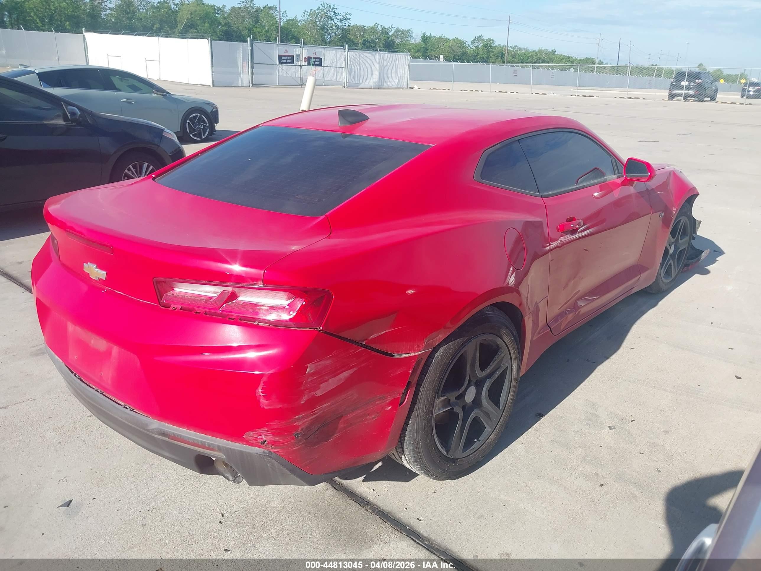 CHEVROLET CAMARO image 4
