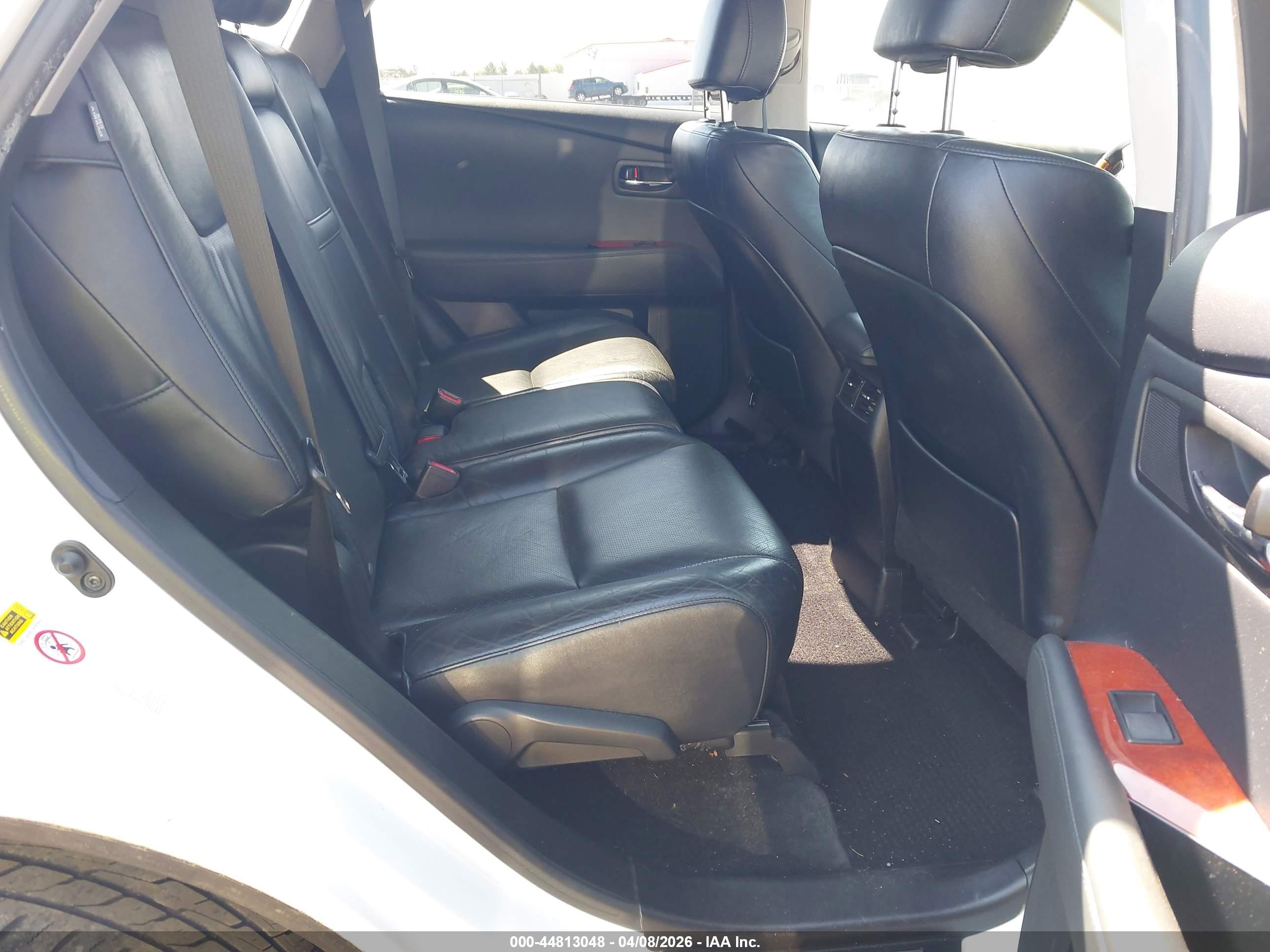 LEXUS RX image 8