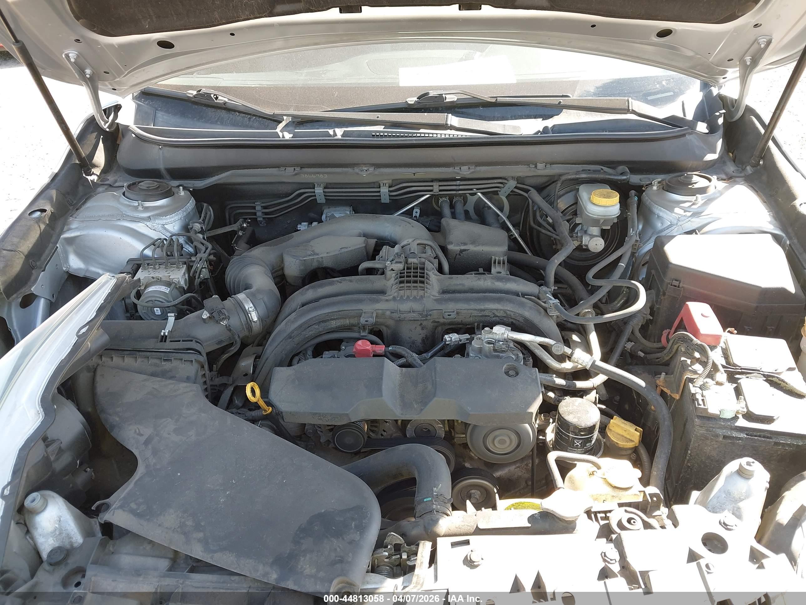 SUBARU OUTBACK image 10