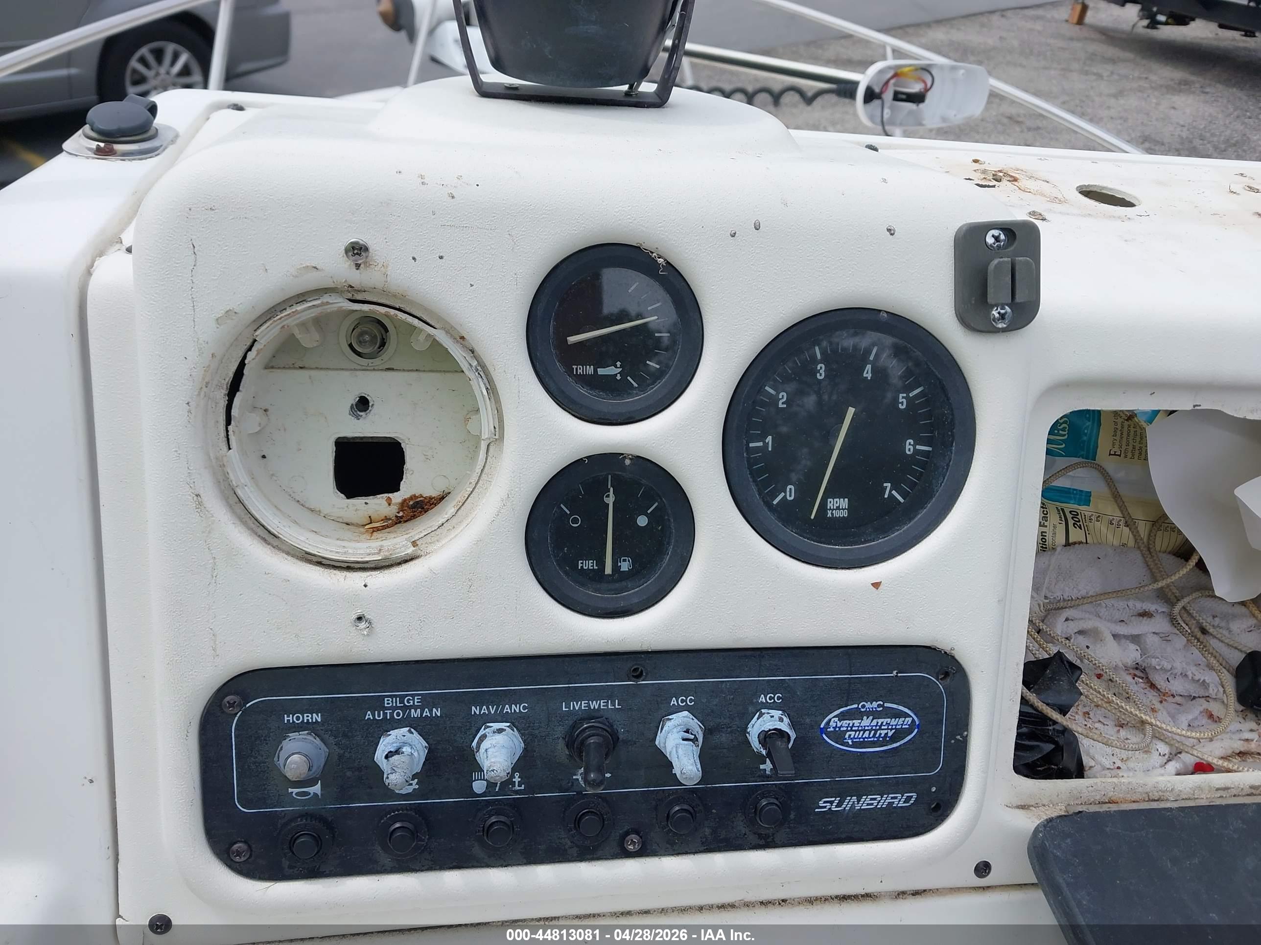 SUNBIRD BOAT image 7