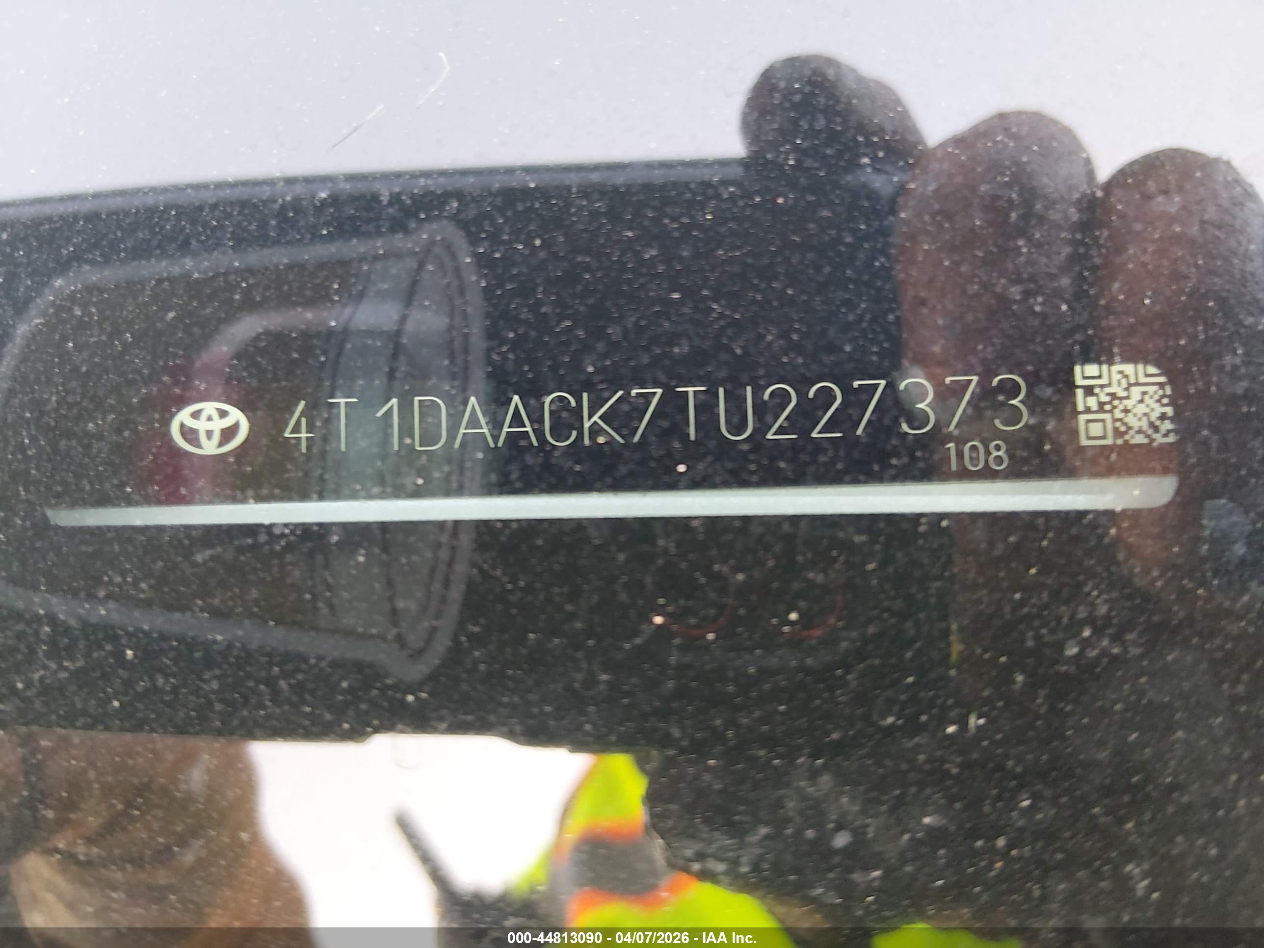 TOYOTA CAMRY image 9