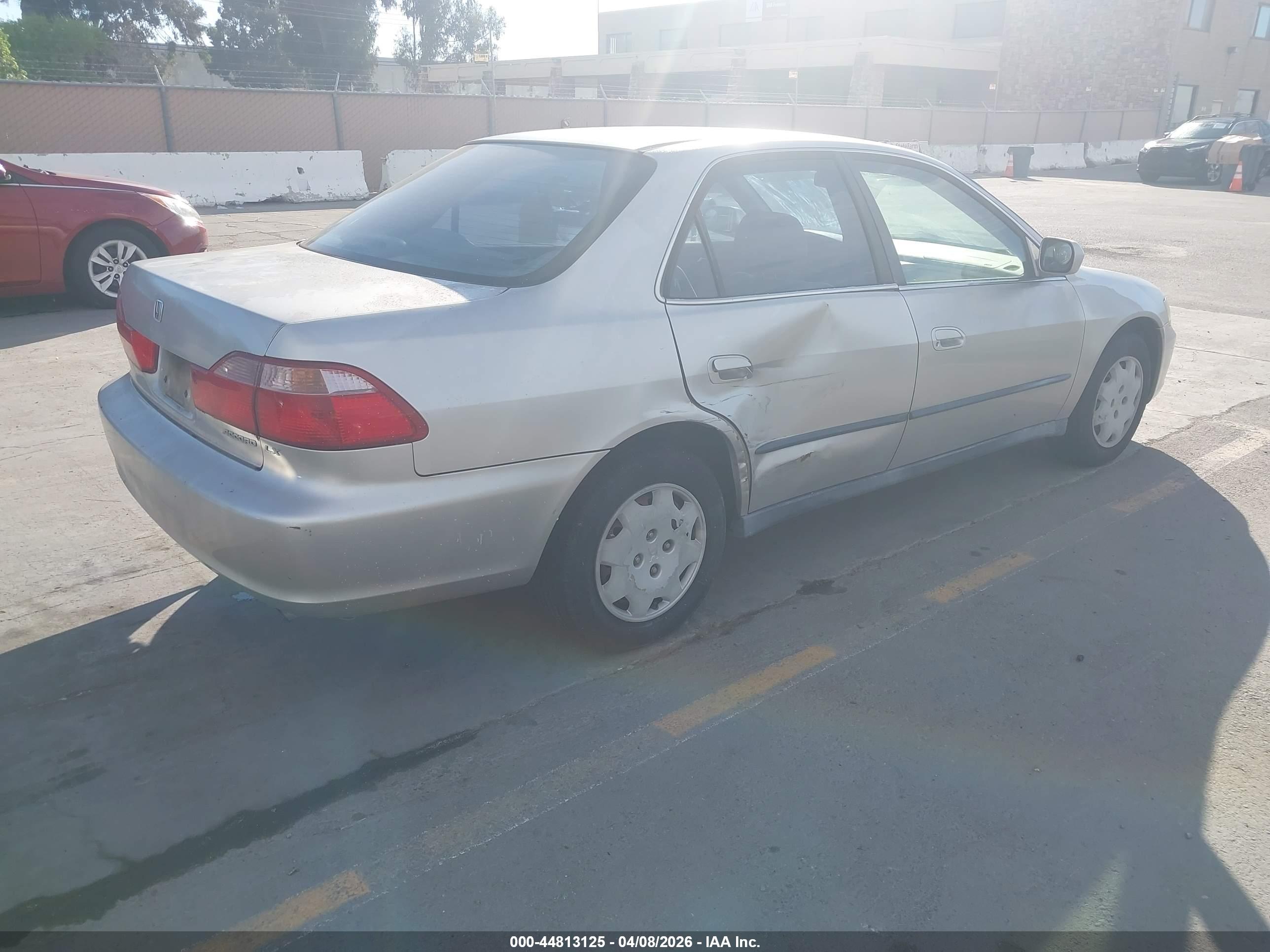 HONDA ACCORD image 4