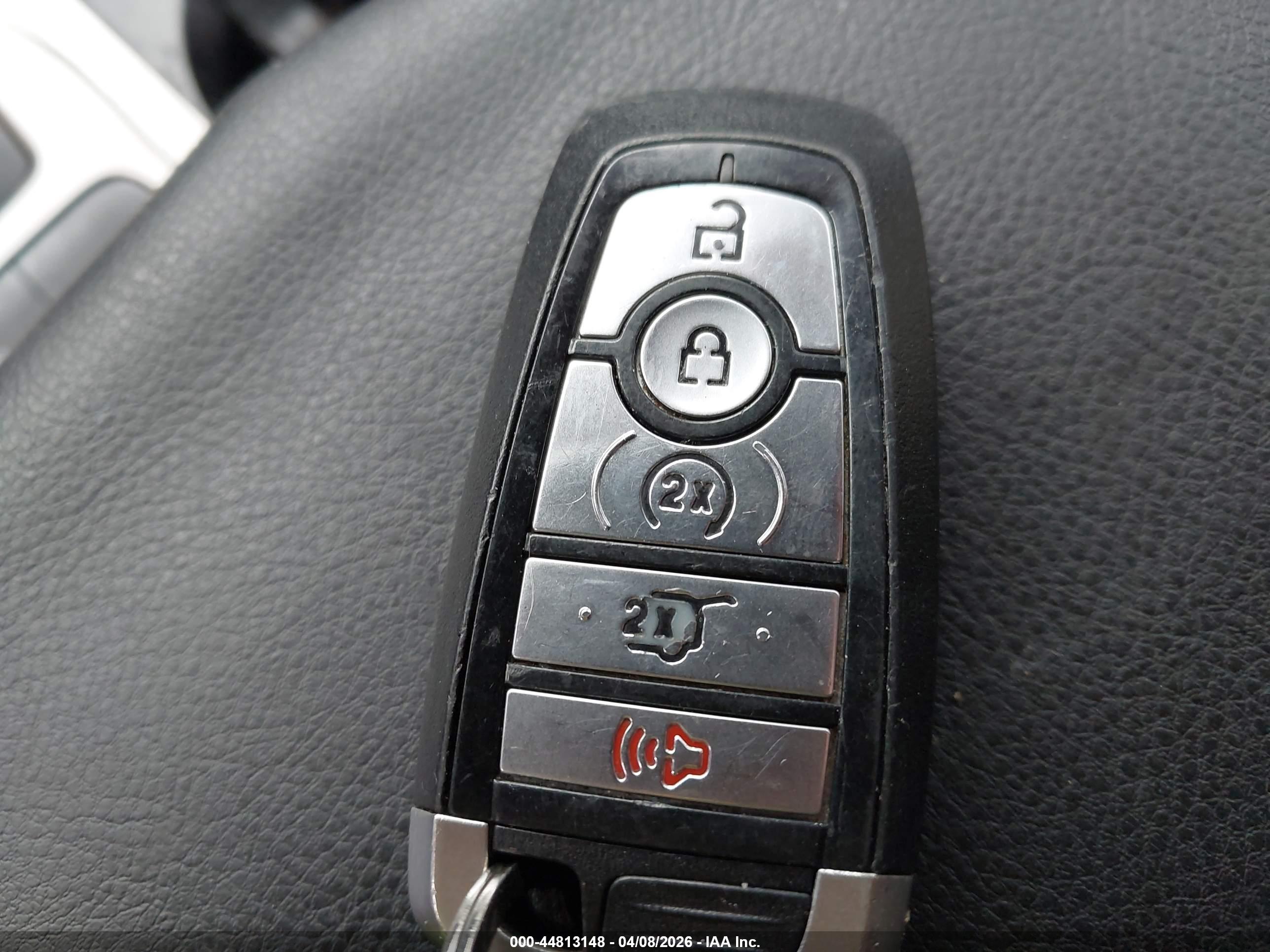 FORD EXPLORER image 11