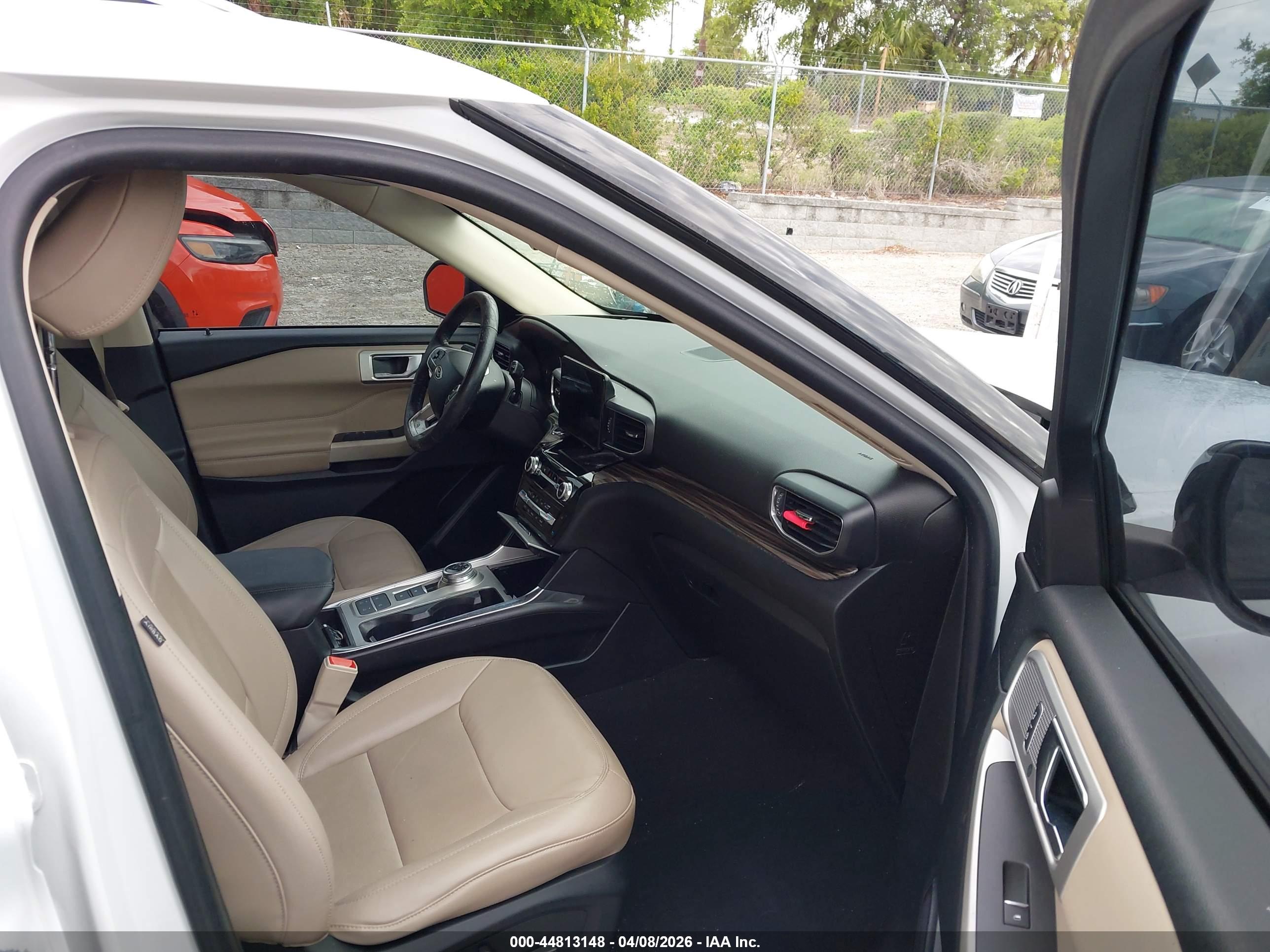 FORD EXPLORER image 5