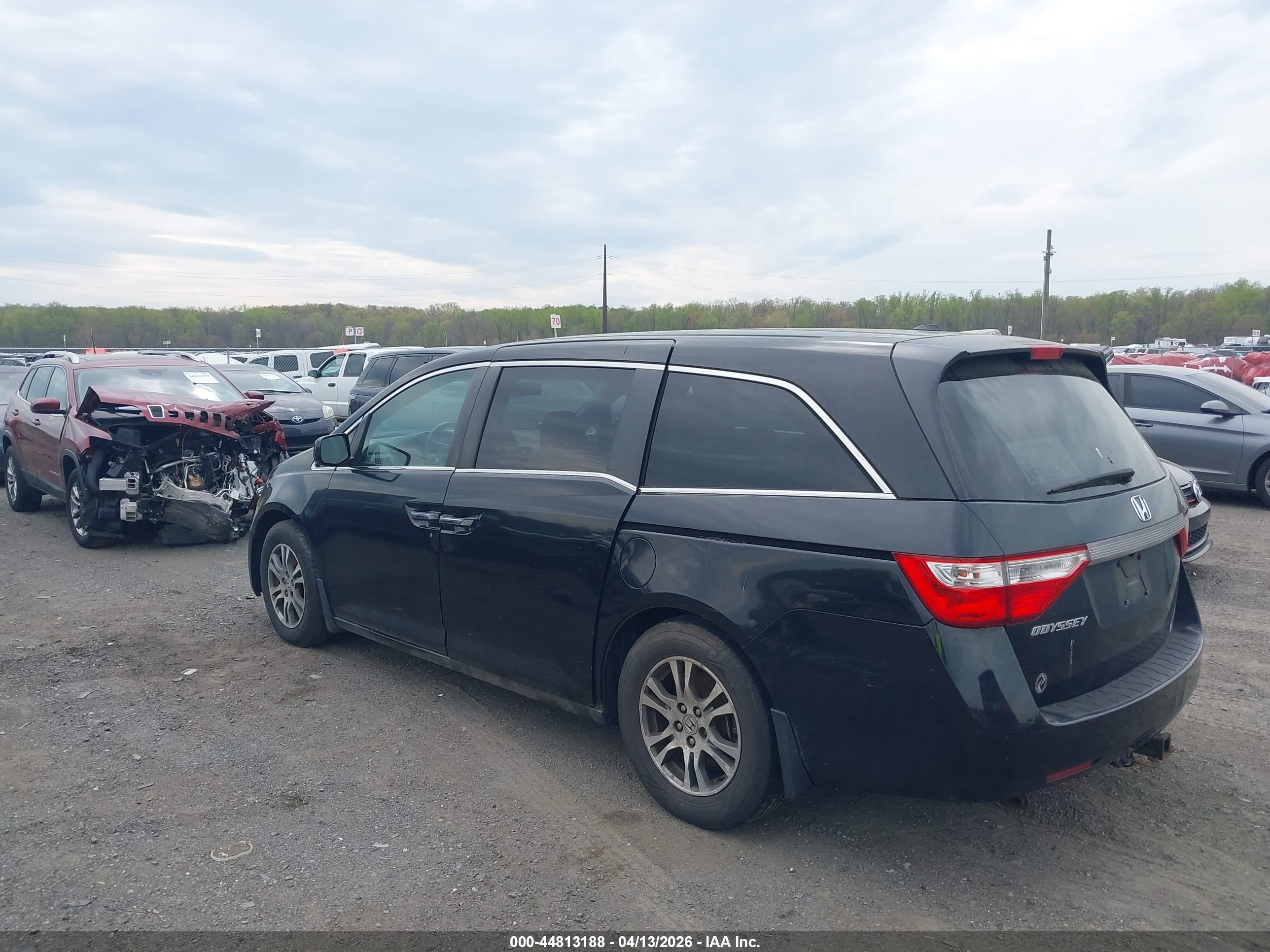 HONDA ODYSSEY image 3