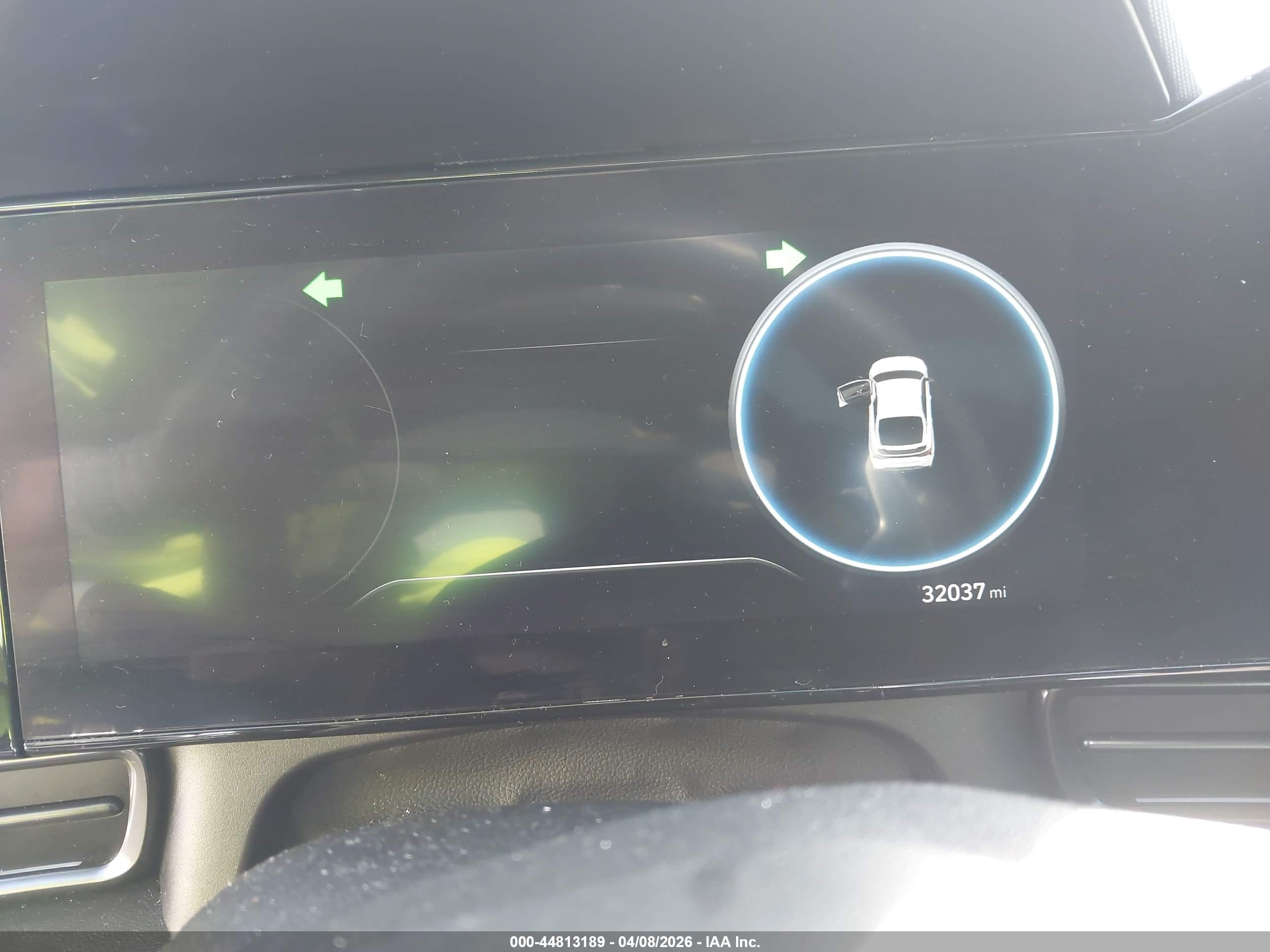 HYUNDAI ELANTRA image 7