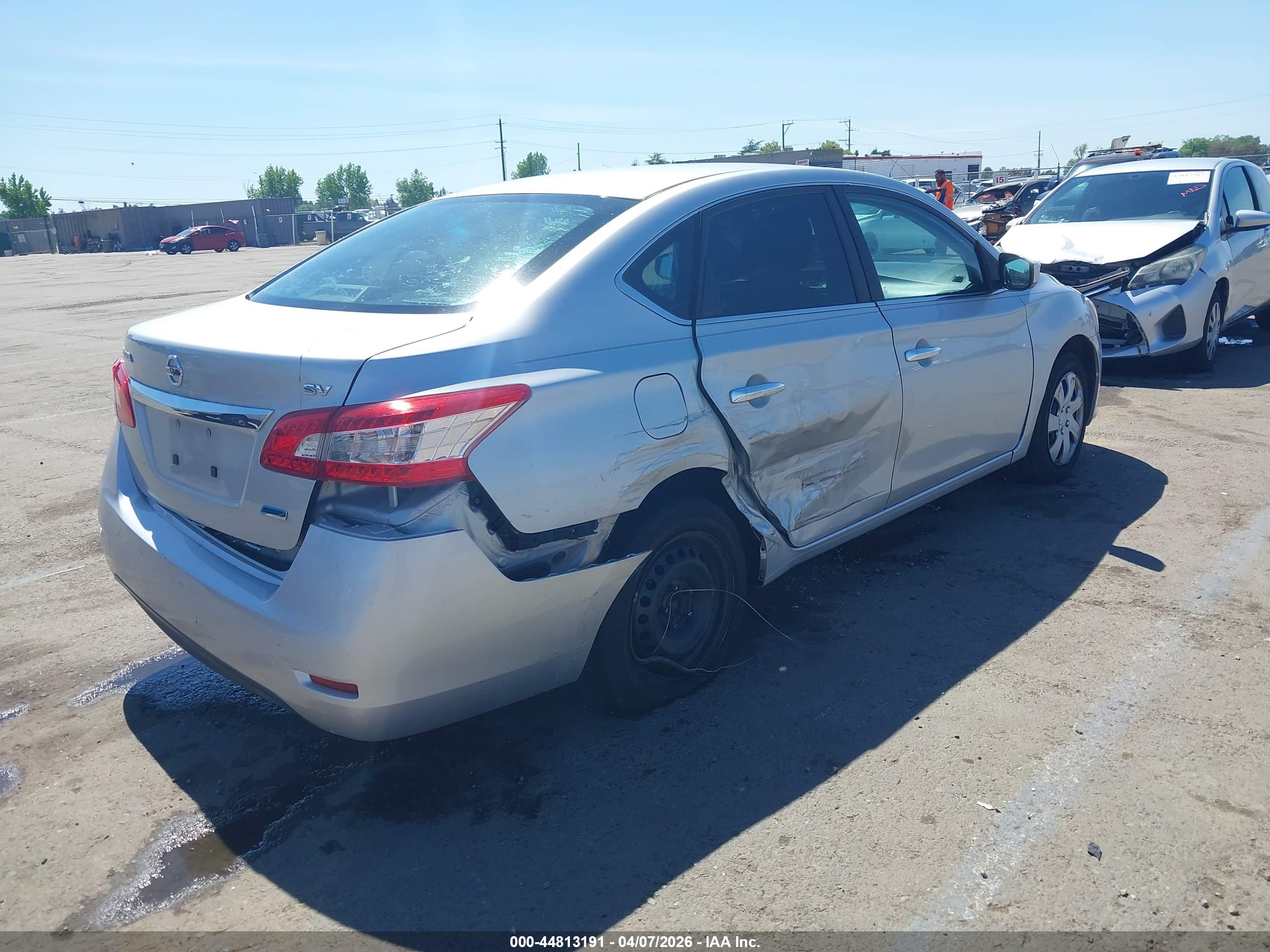 NISSAN SENTRA image 4