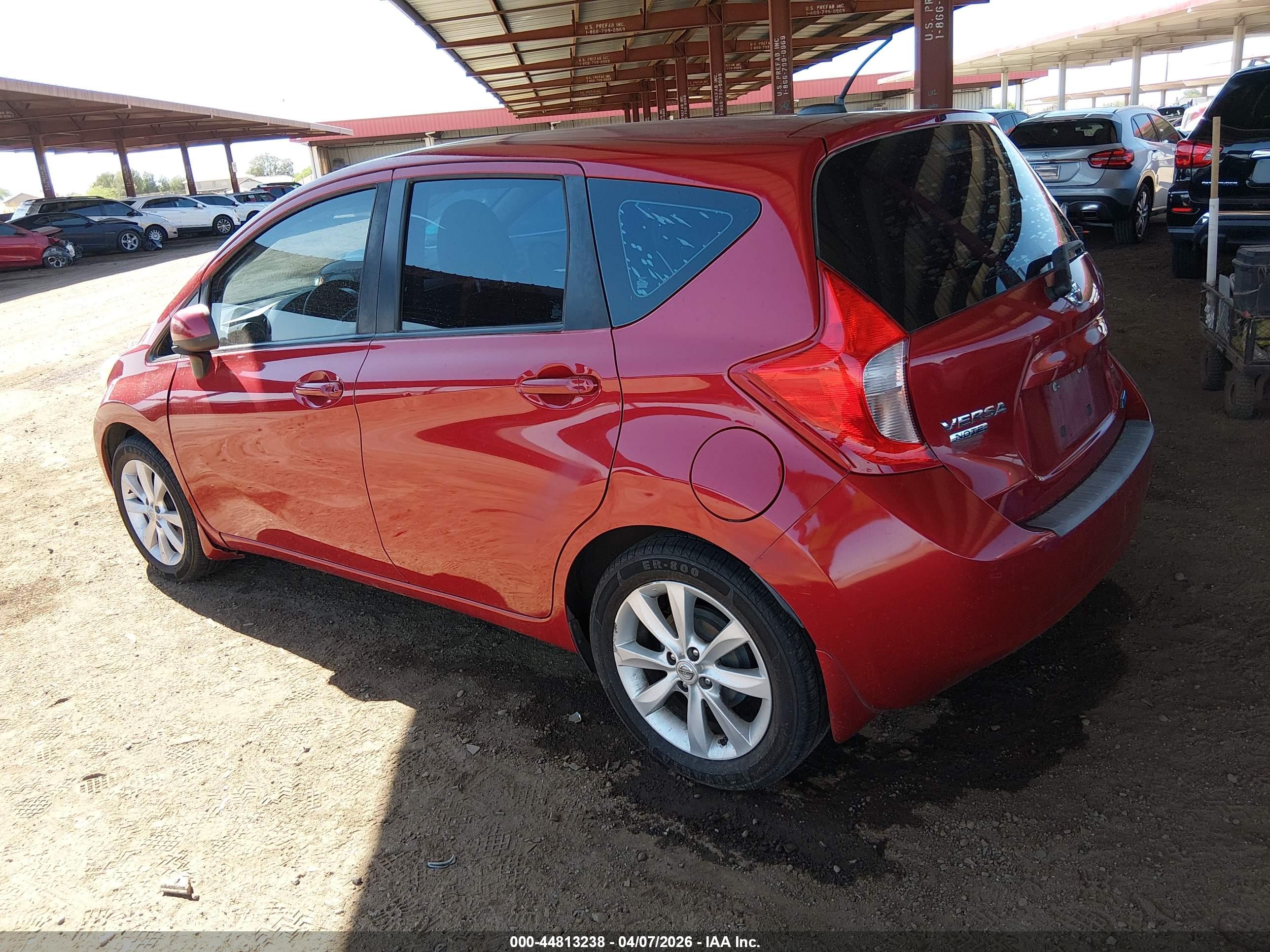 NISSAN VERSA image 6
