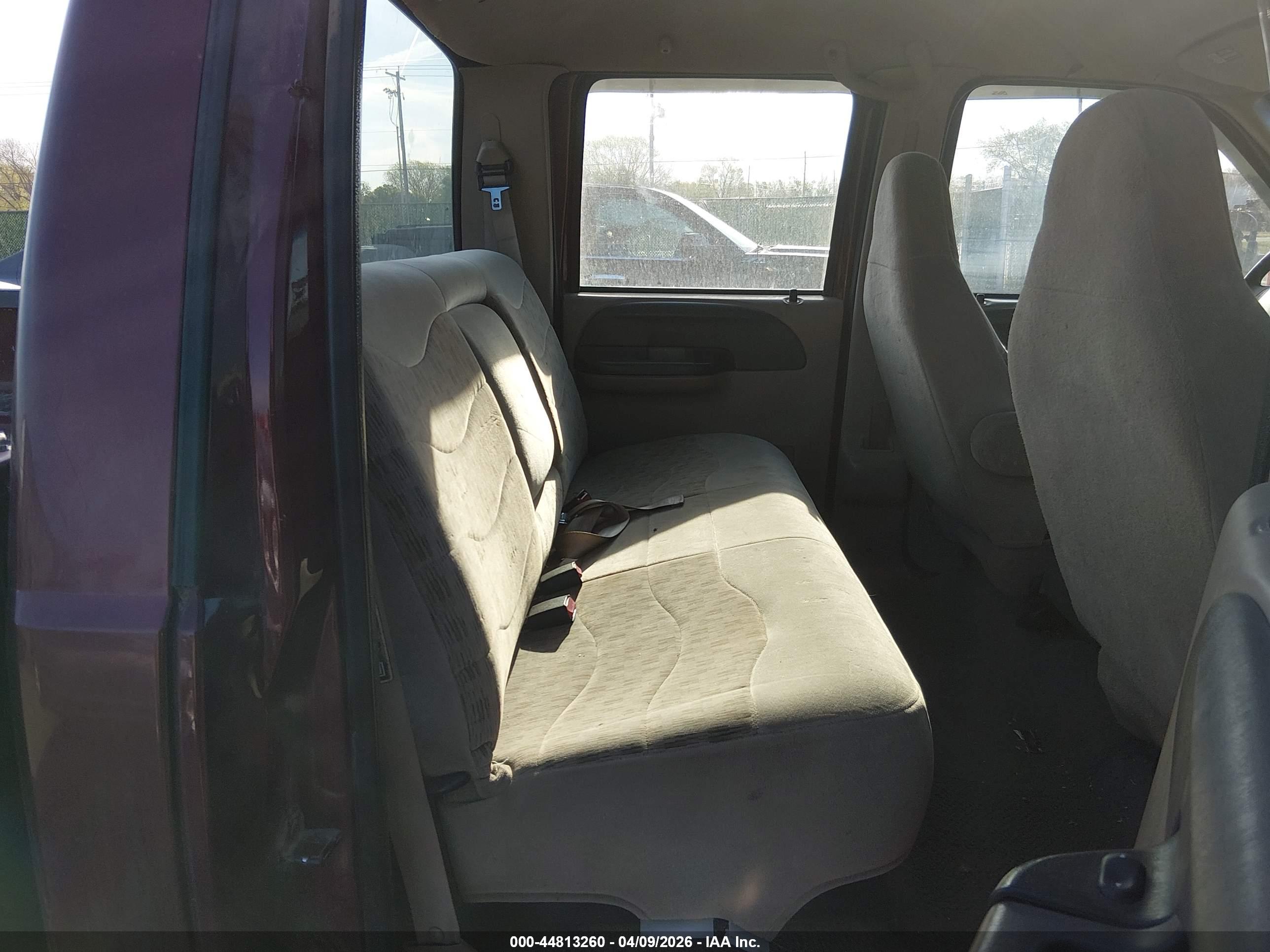 FORD F-350 image 8