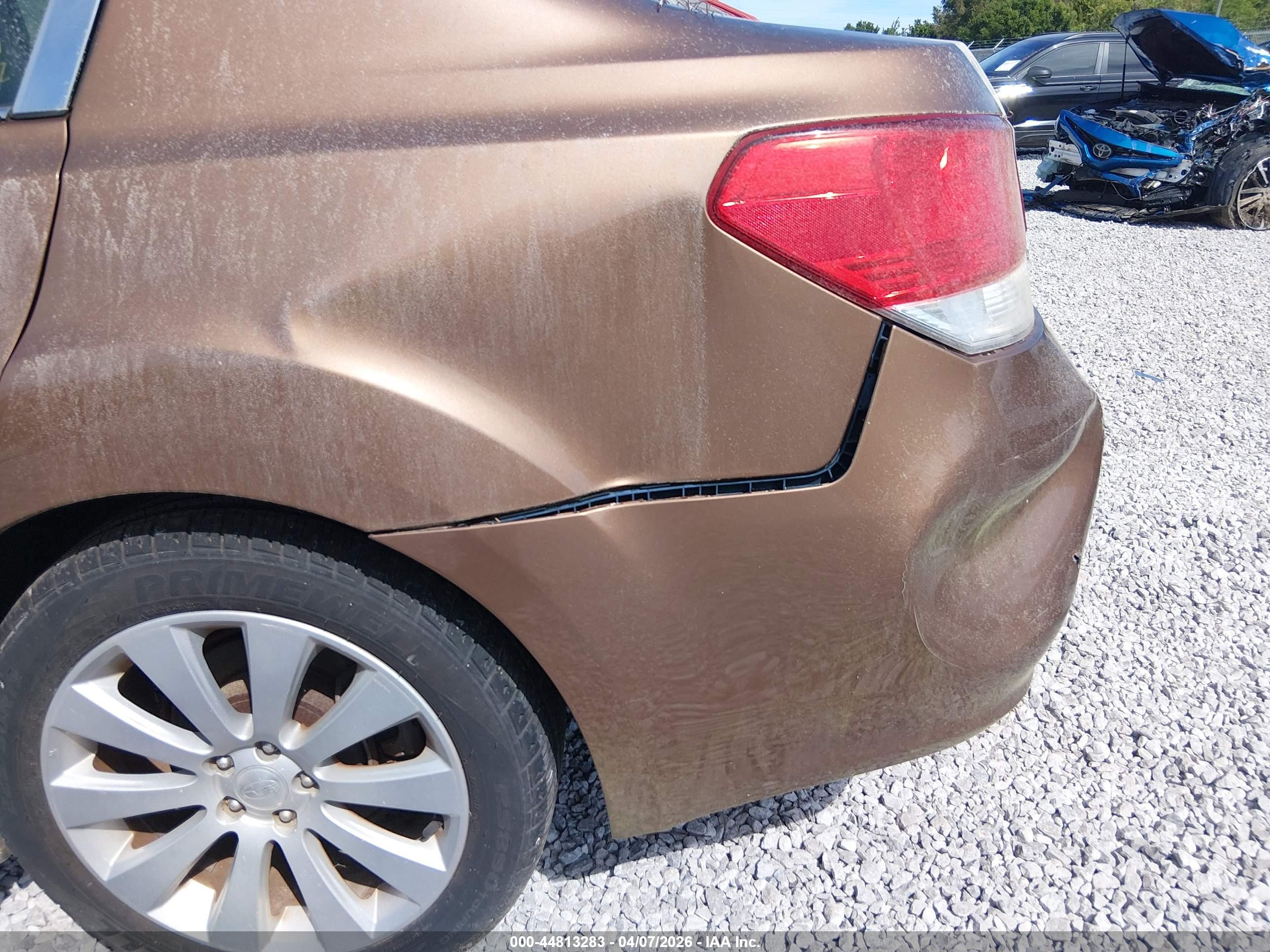 SUBARU LEGACY image 6