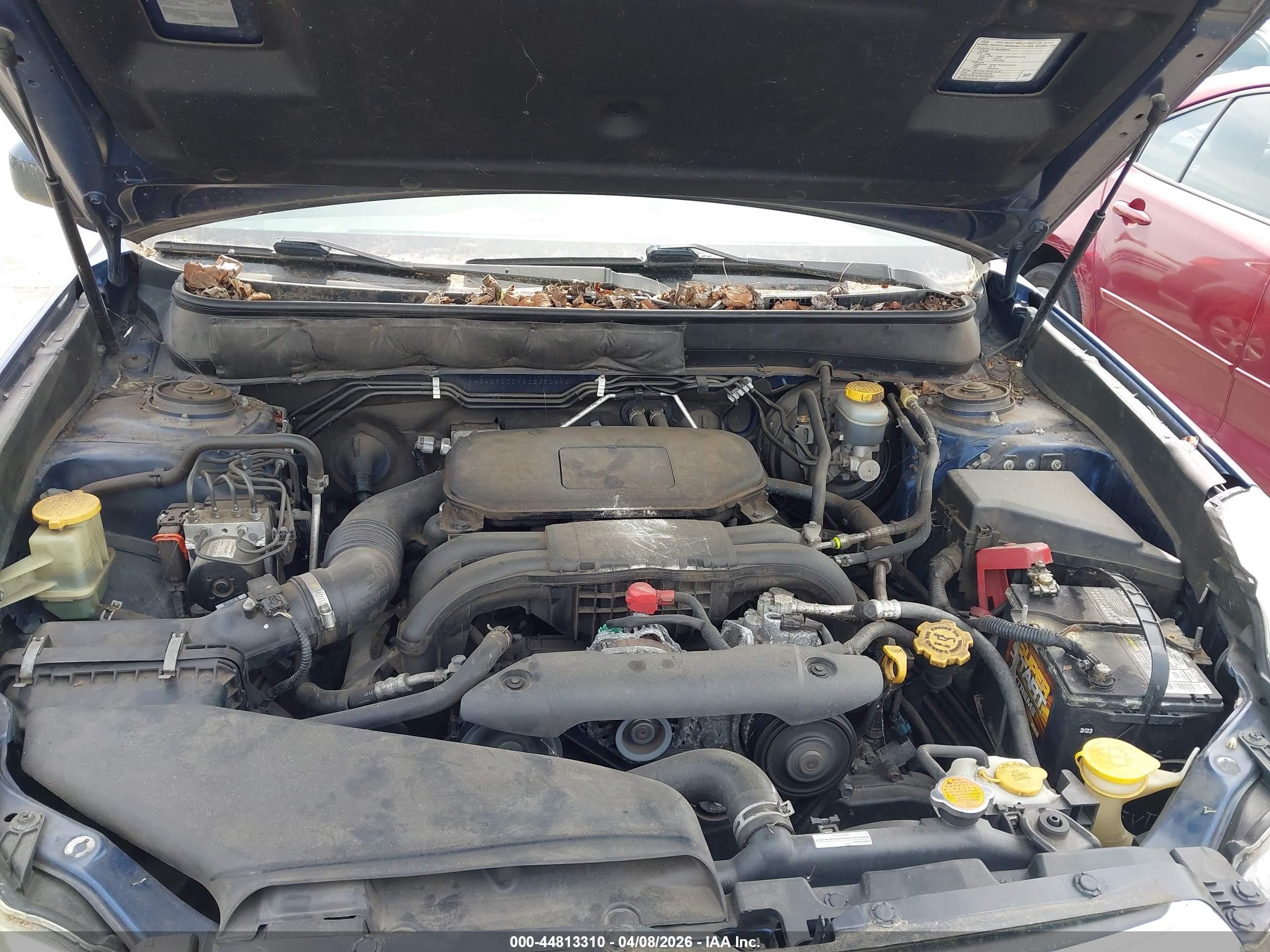 SUBARU OUTBACK image 10