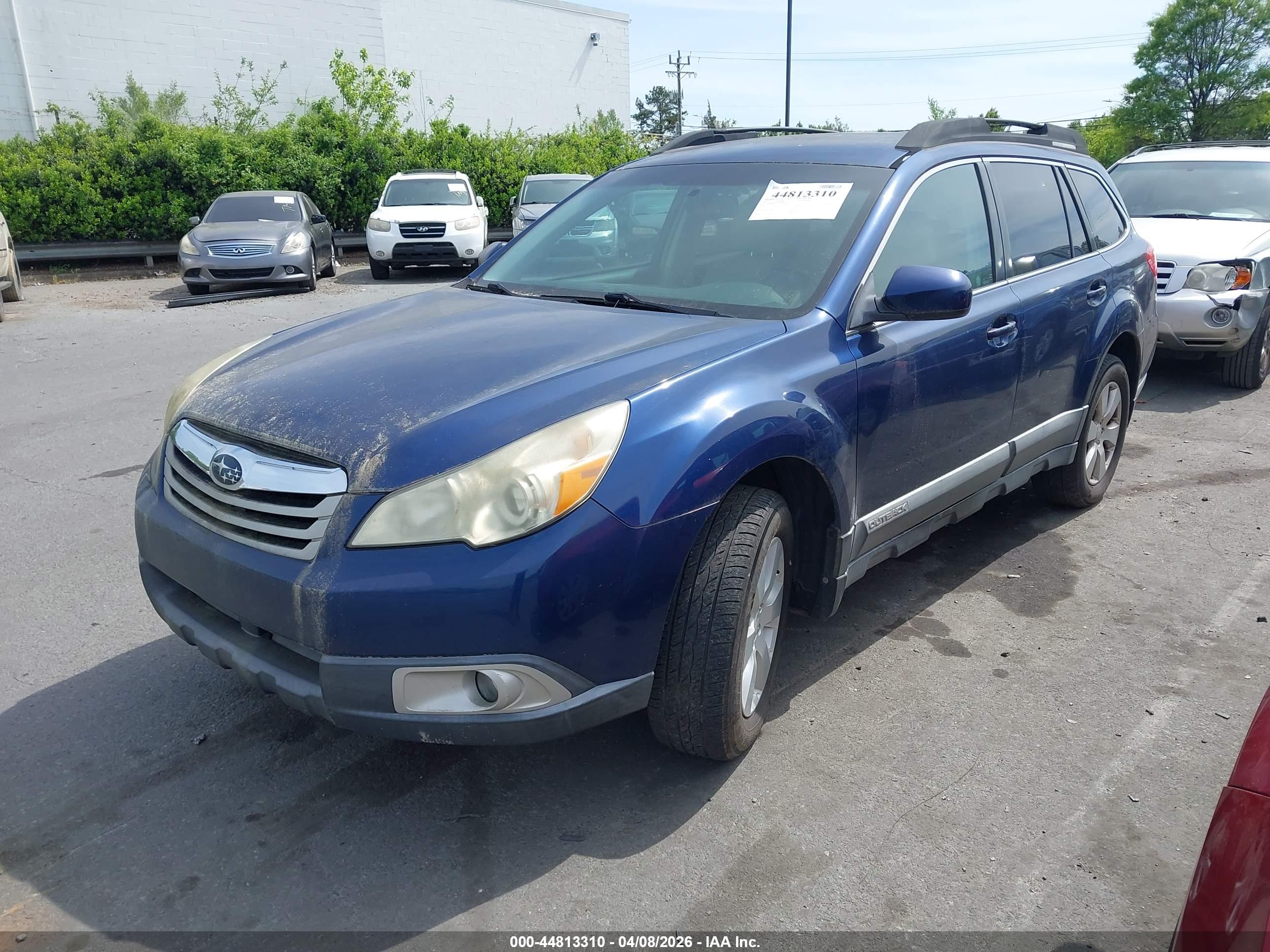 SUBARU OUTBACK image 2