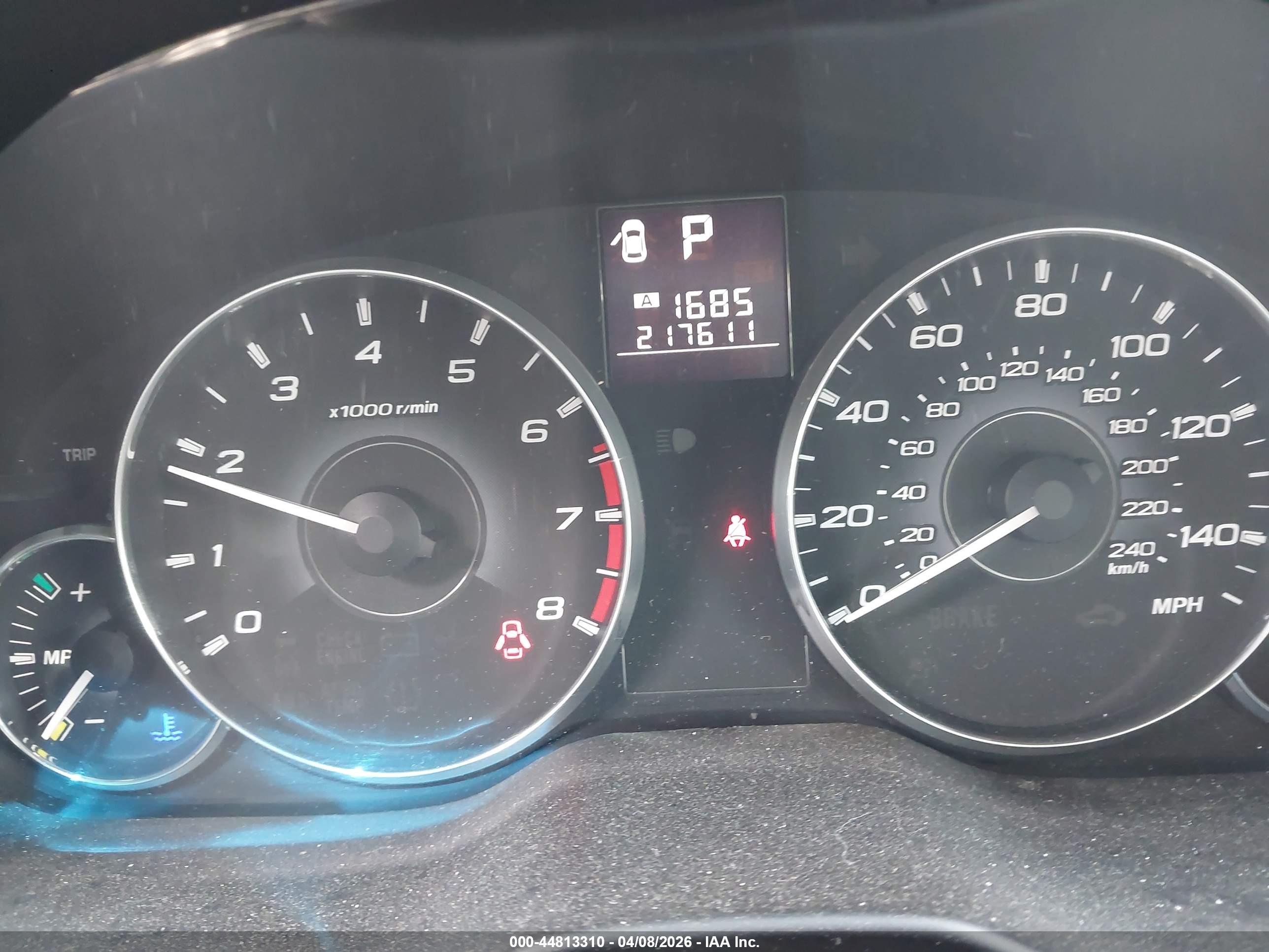 SUBARU OUTBACK image 7