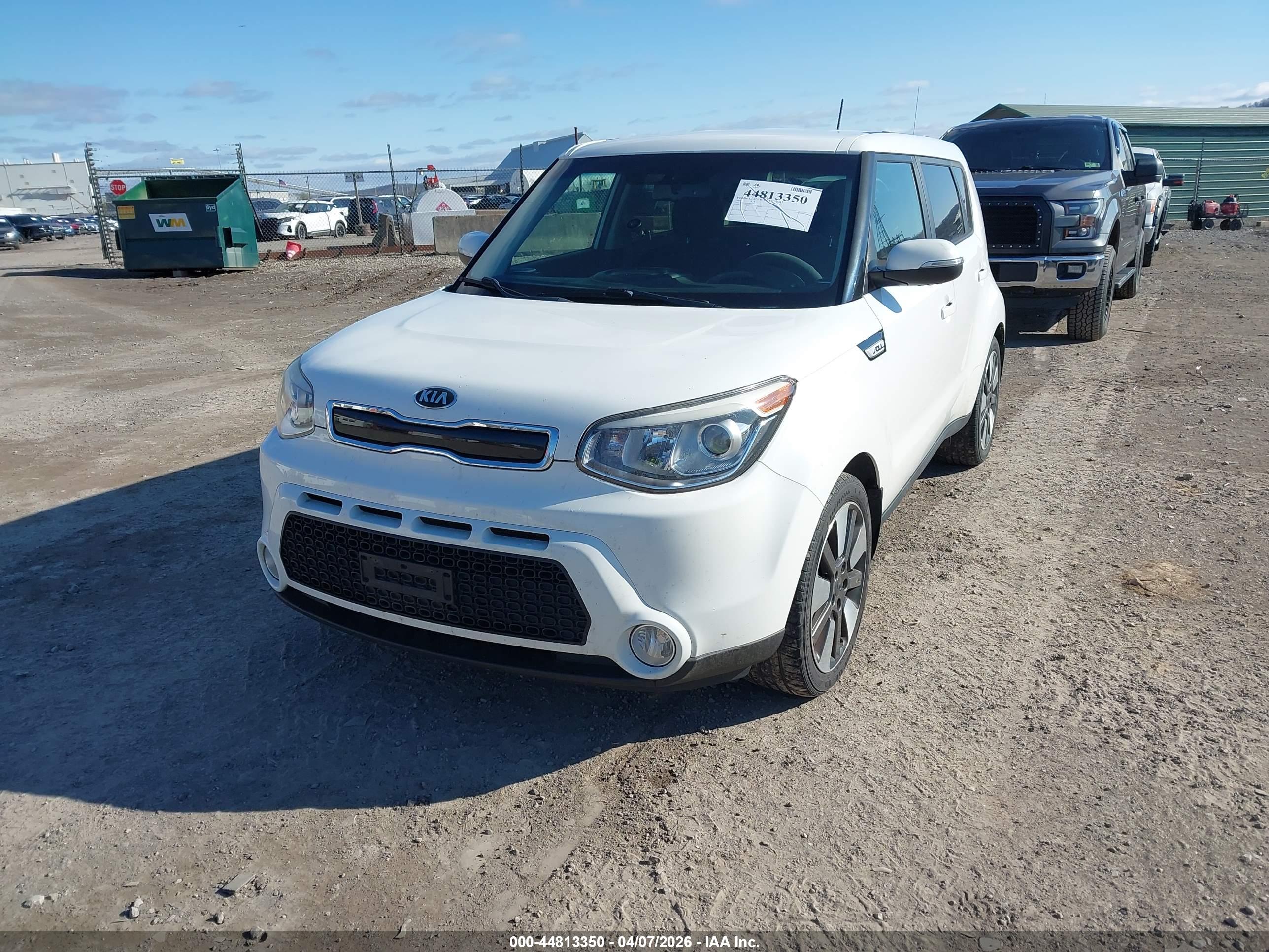 KIA SOUL image 2