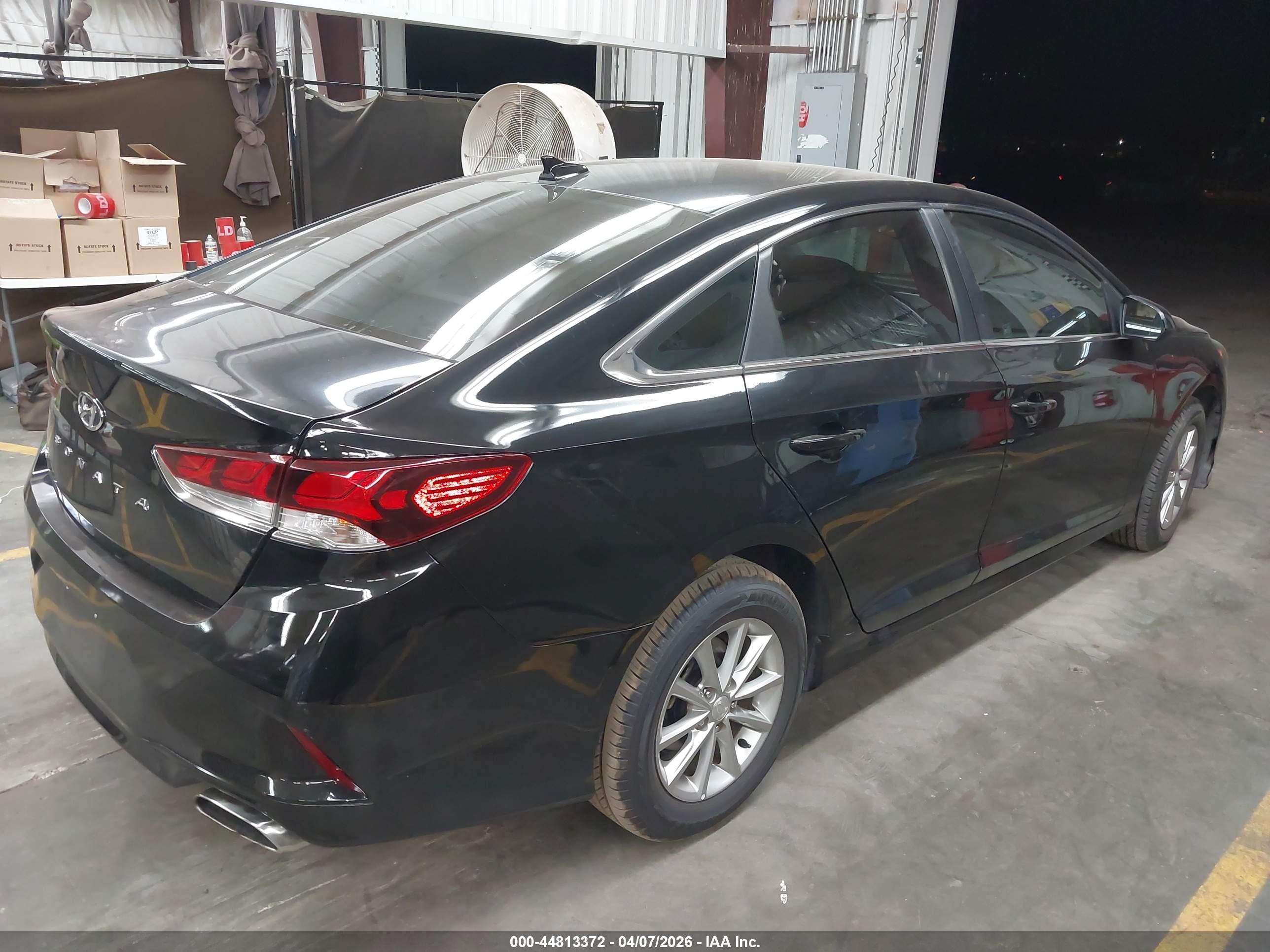 HYUNDAI SONATA image 4