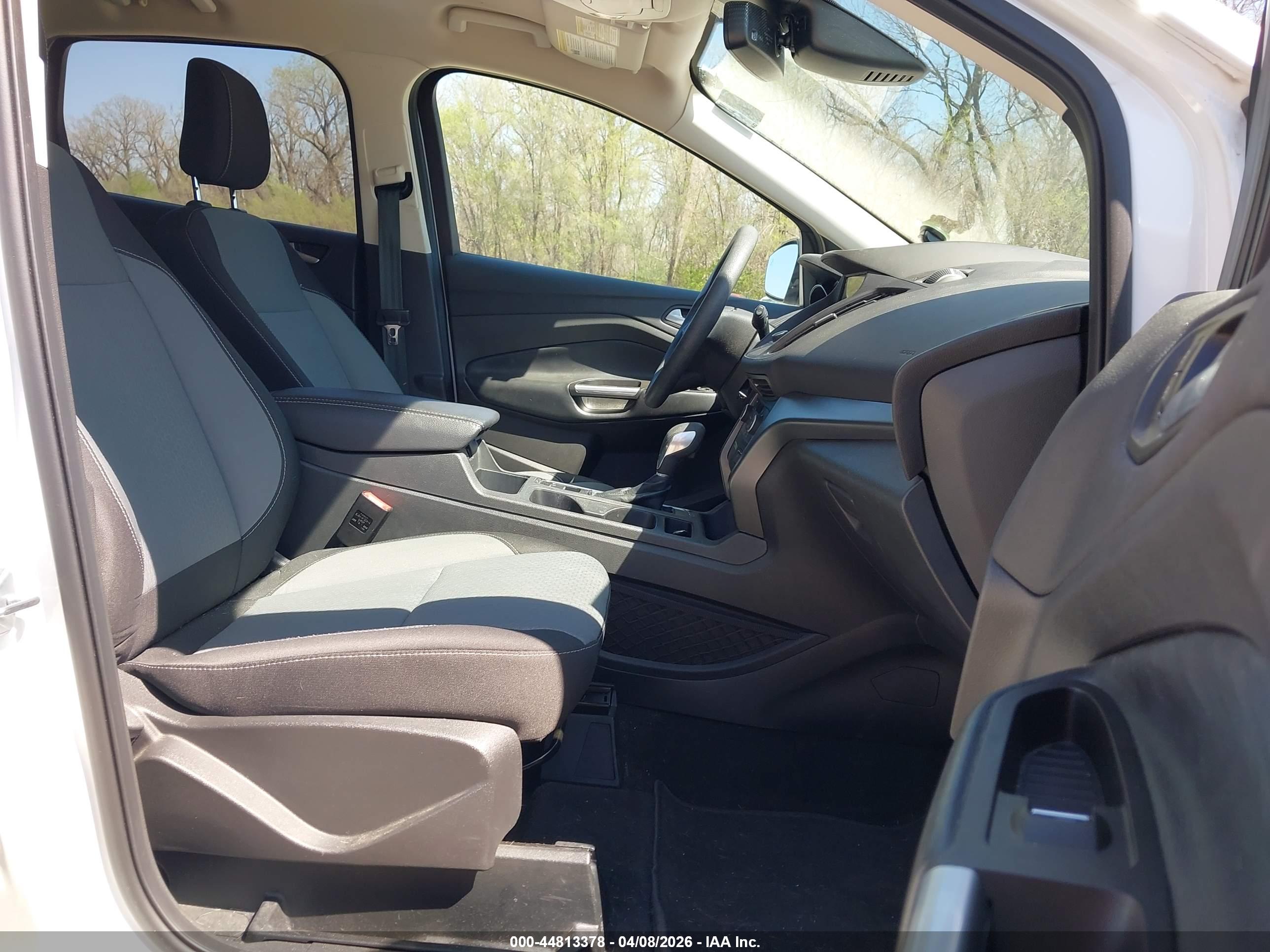 FORD ESCAPE image 5