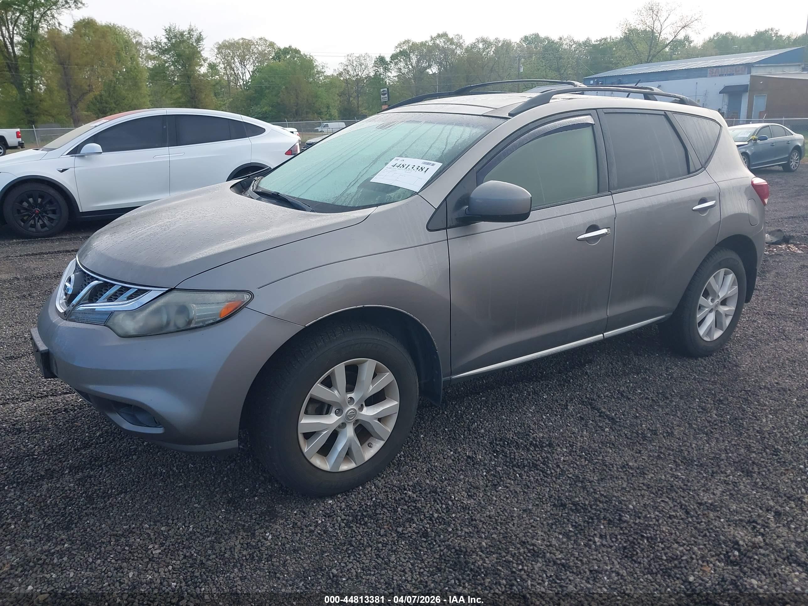 NISSAN MURANO image 2