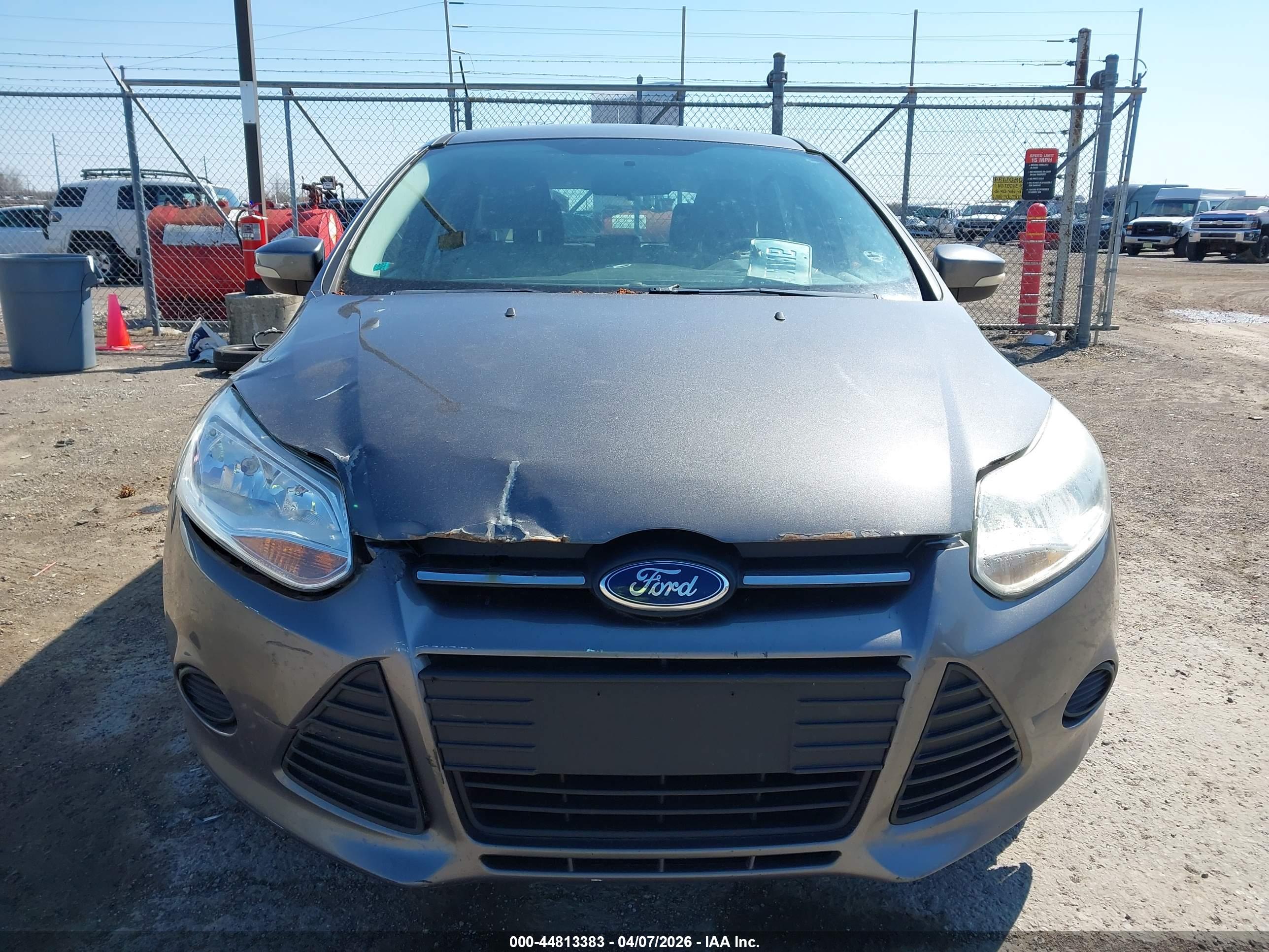 FORD FOCUS image 6