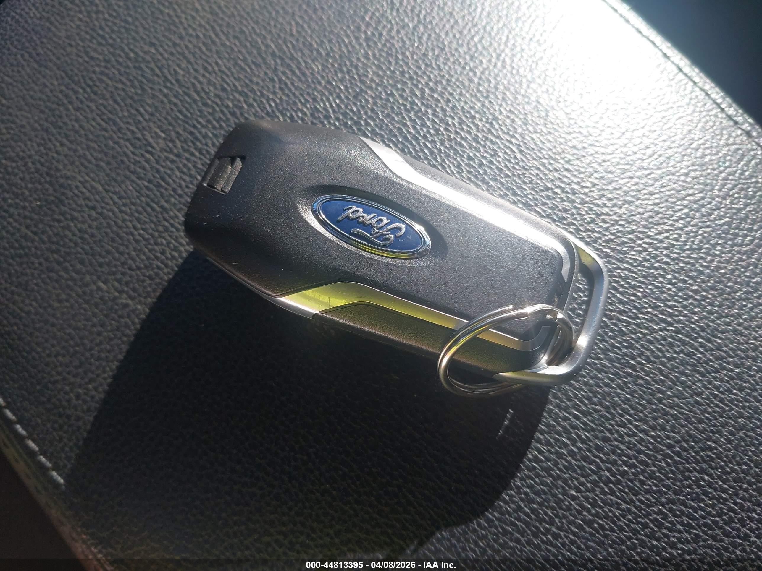 FORD EXPLORER image 11