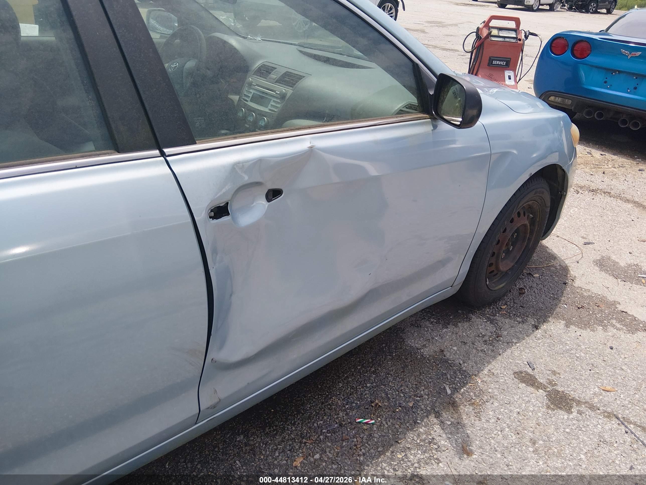 TOYOTA CAMRY image 6