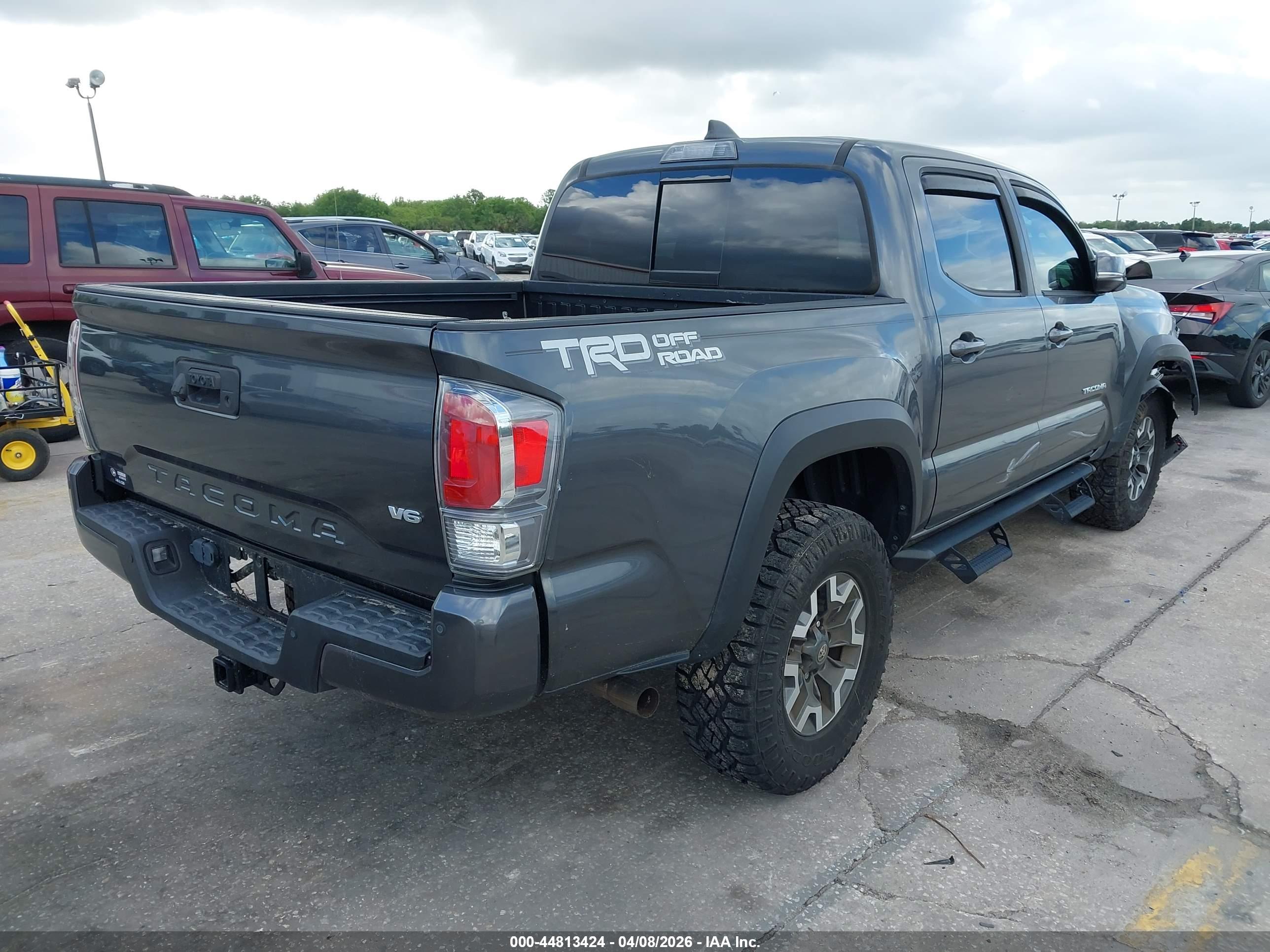 TOYOTA TACOMA image 4