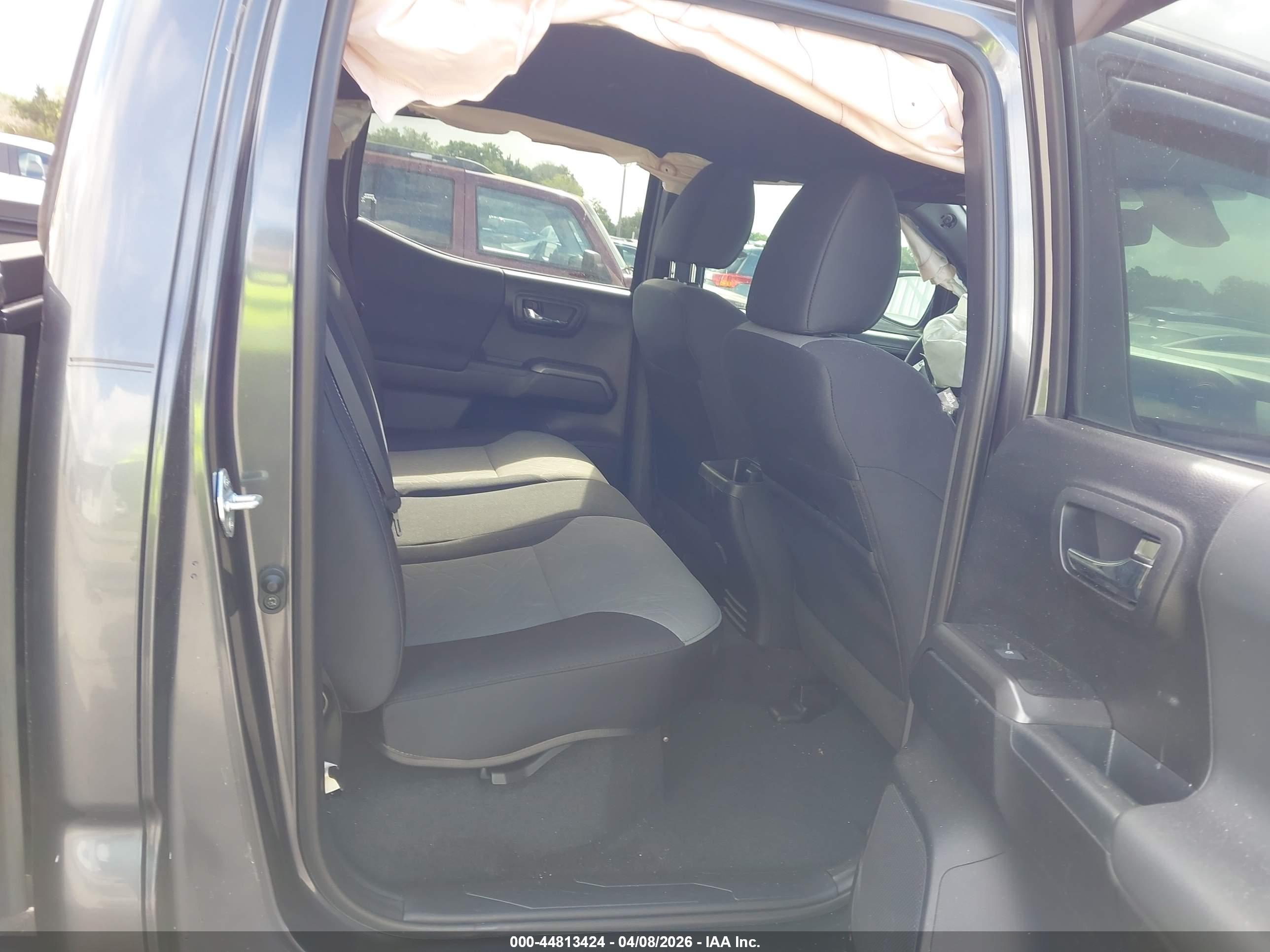 TOYOTA TACOMA image 8