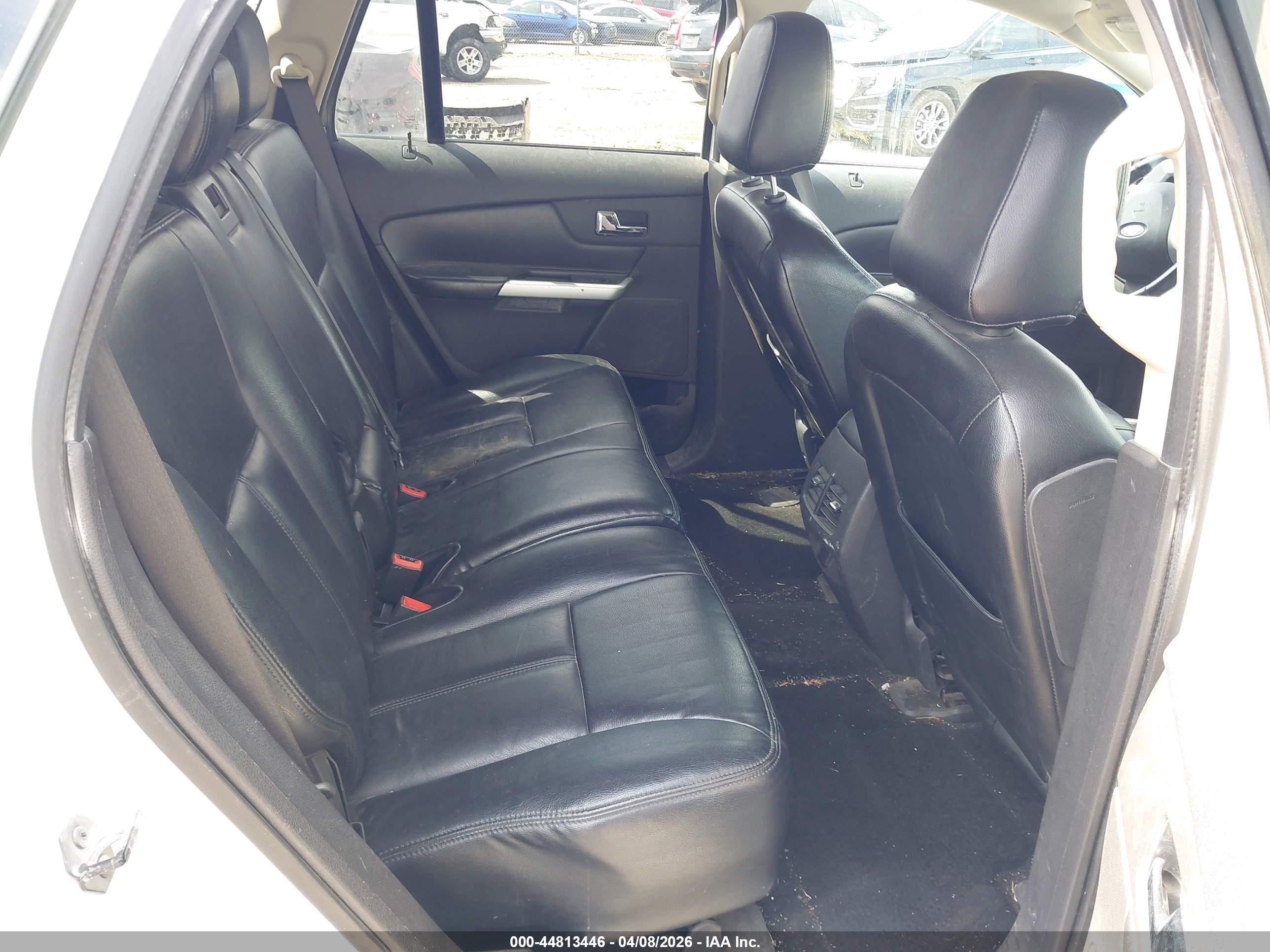 FORD EDGE image 8