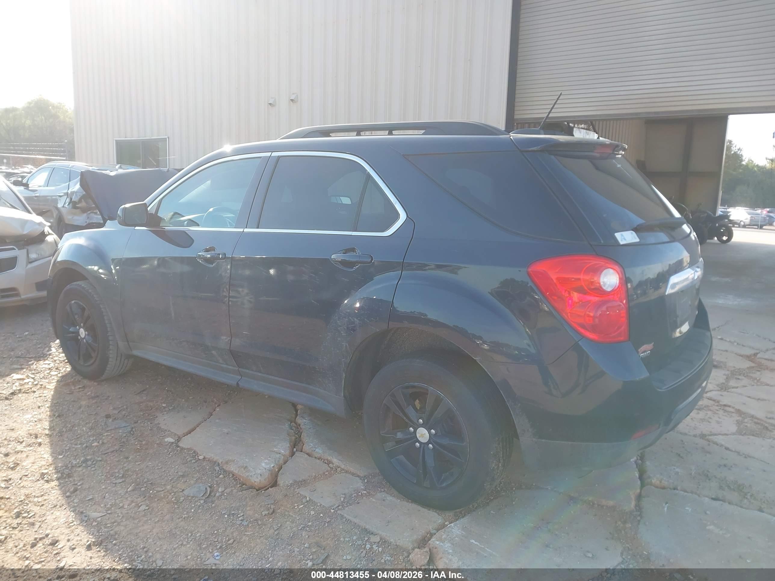 CHEVROLET EQUINOX image 3