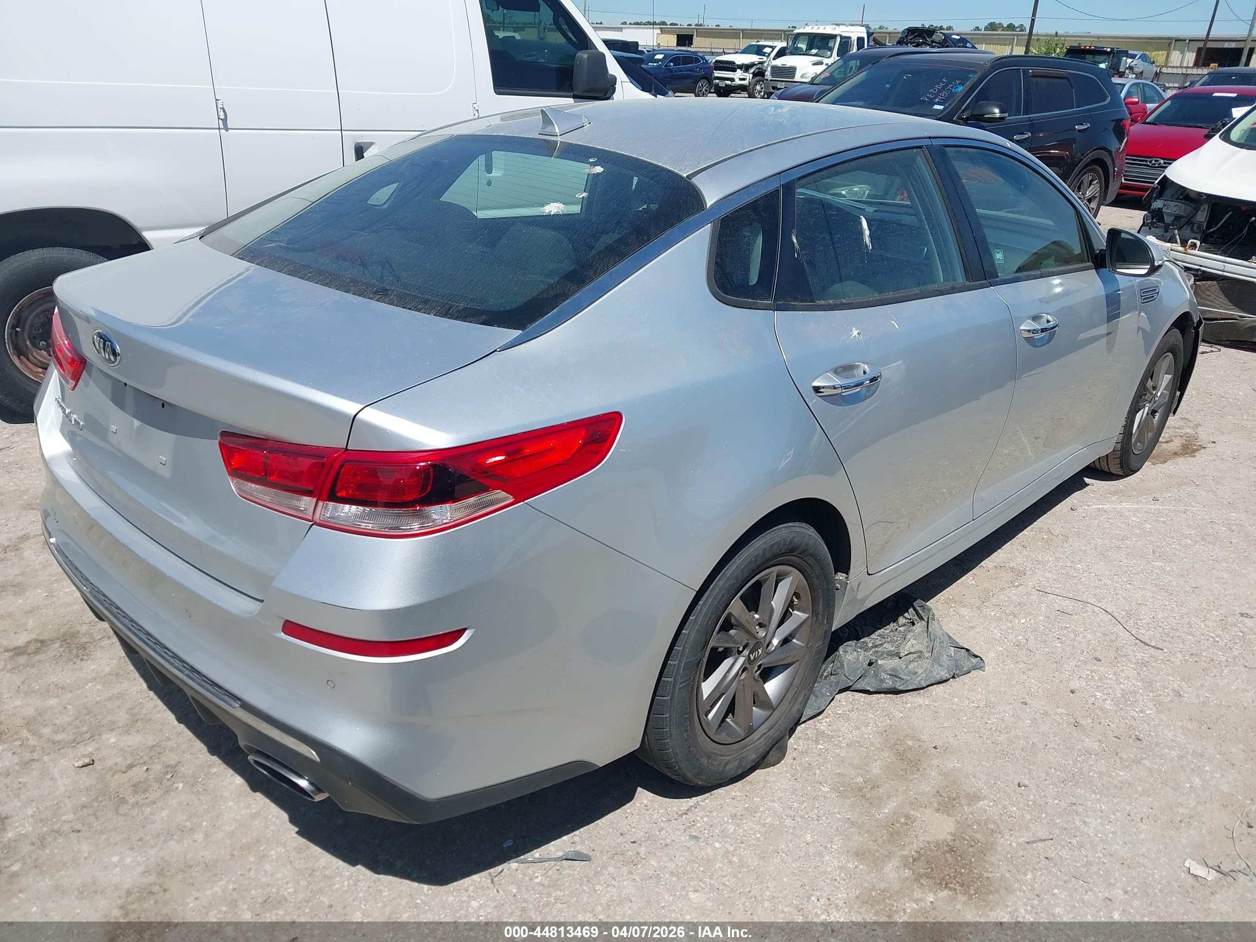 KIA OPTIMA image 4