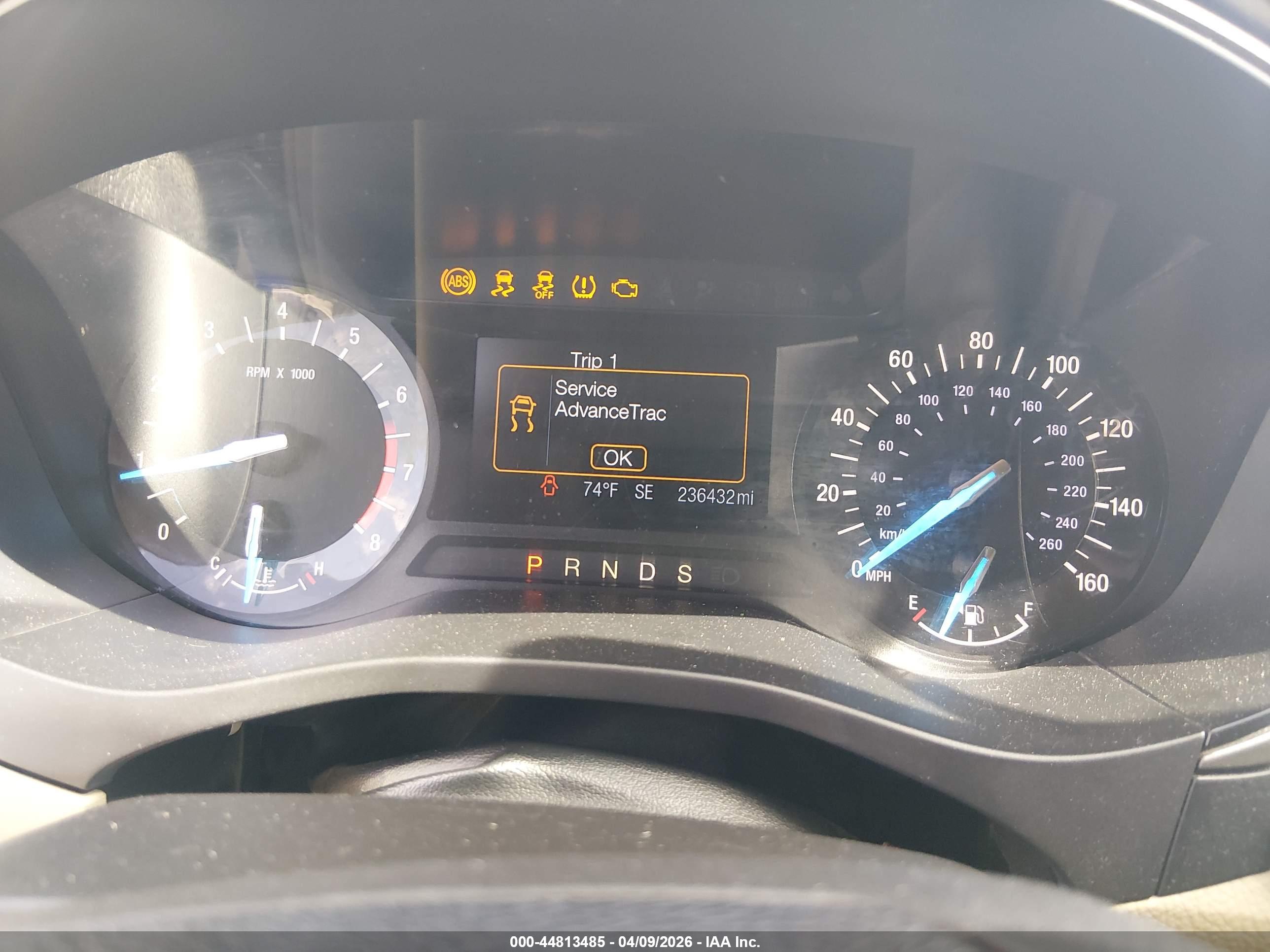 FORD FUSION image 7
