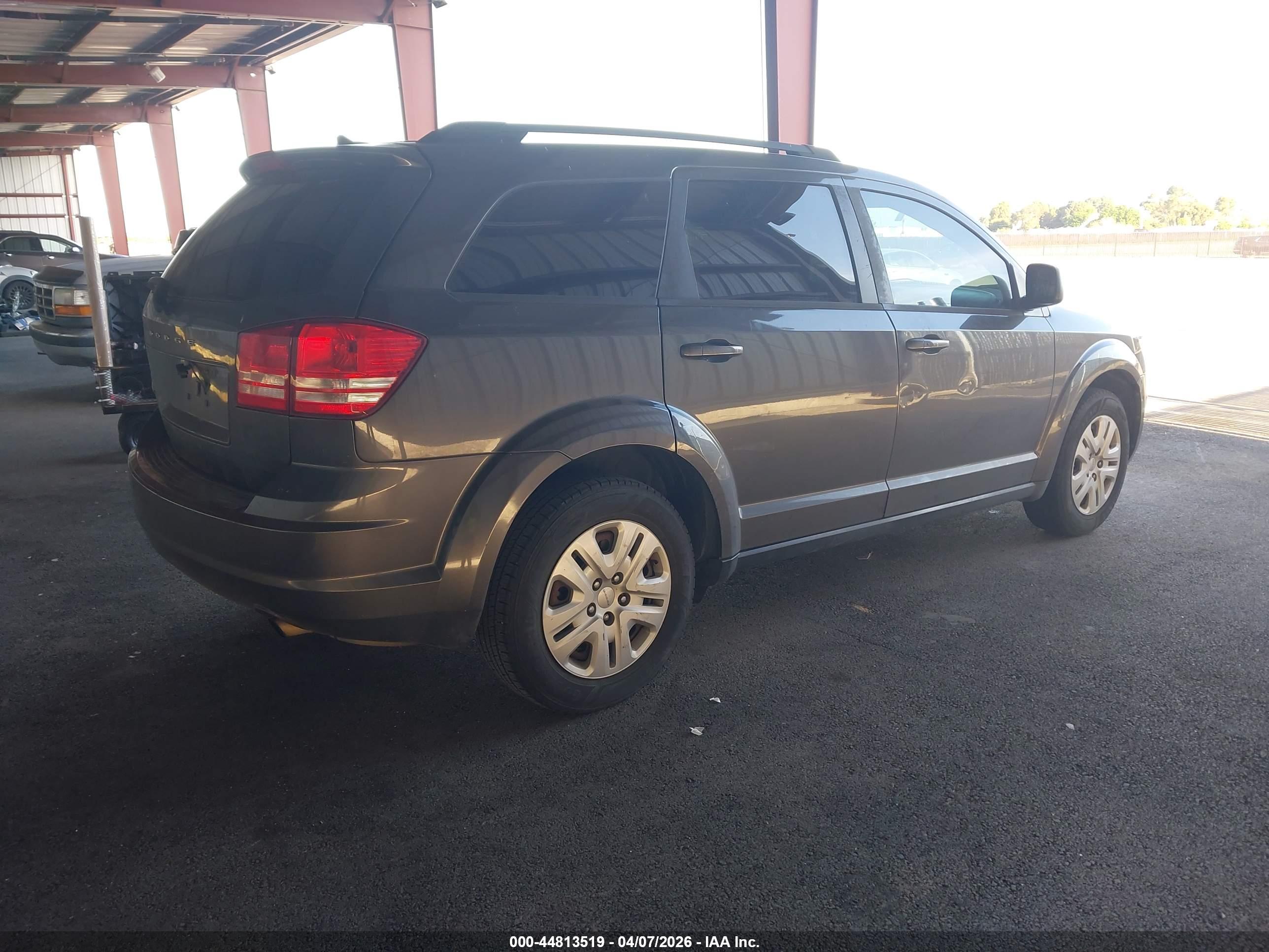 DODGE JOURNEY image 4